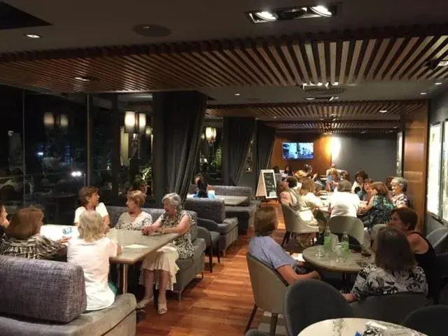 Restaurant/places to eat in Garden Plaza Restaurant/places to eat in Garden Plaza