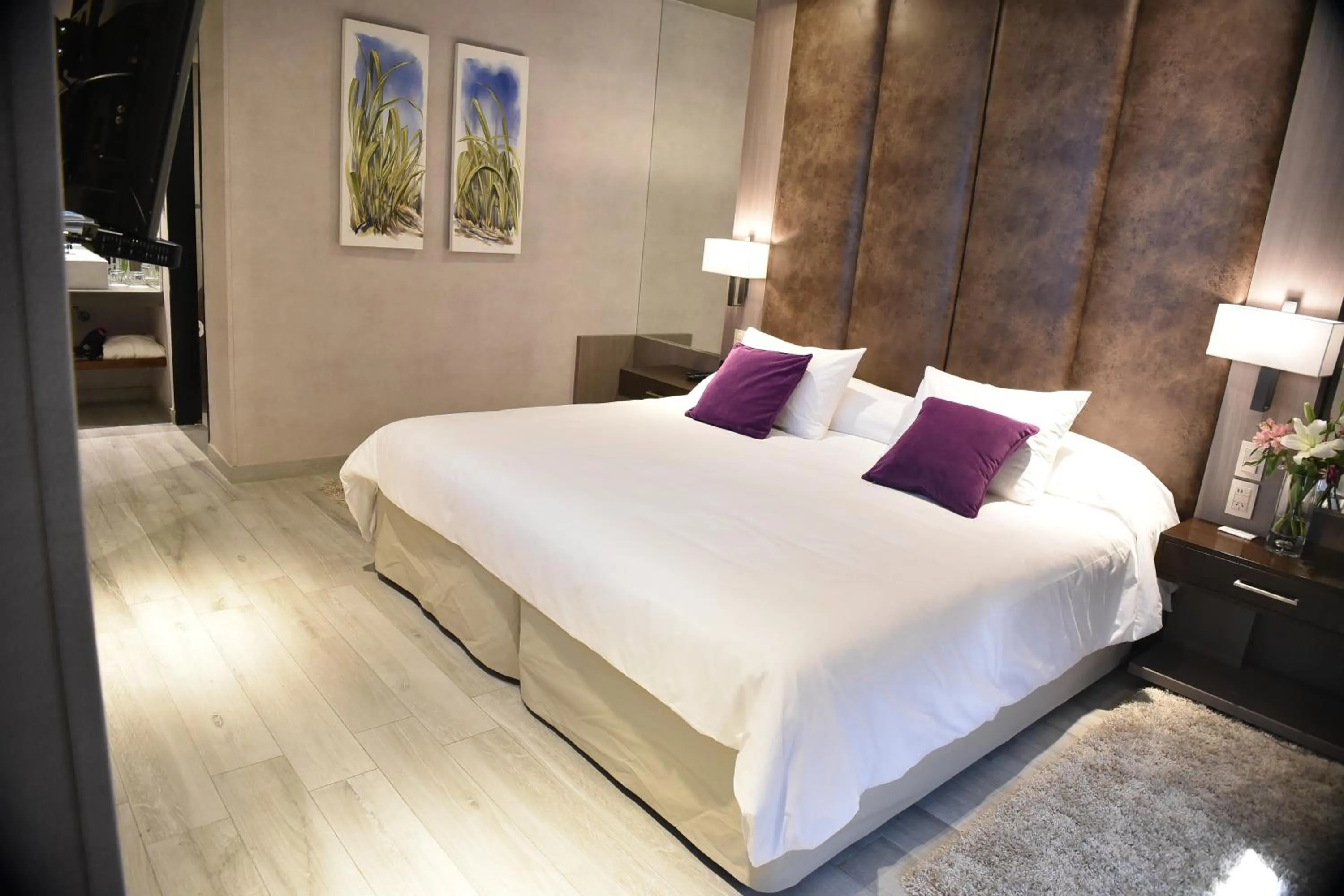 Bed in Ramada Plaza by Wyndham Tucuman