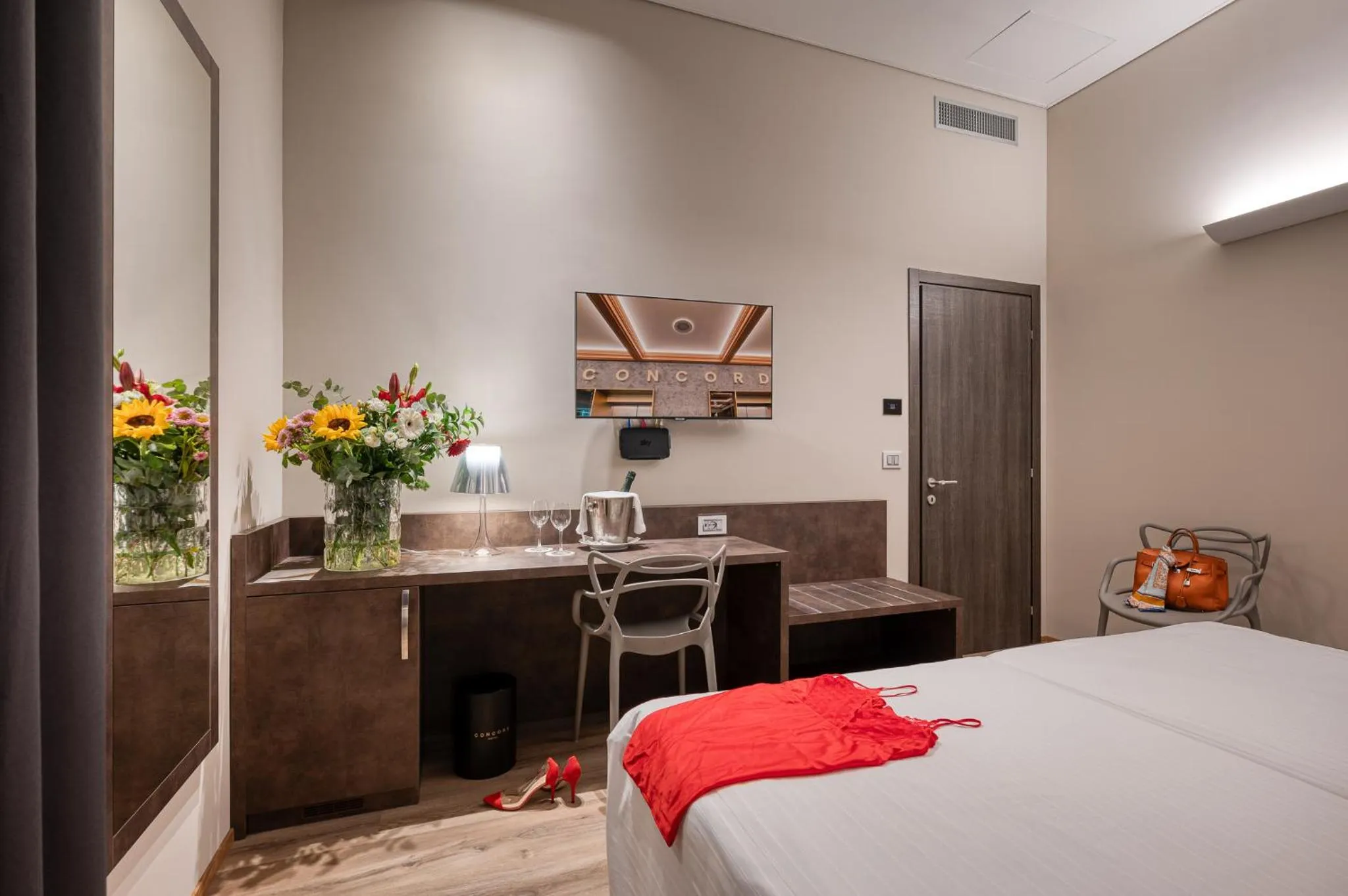 Bed in Hotel Concord