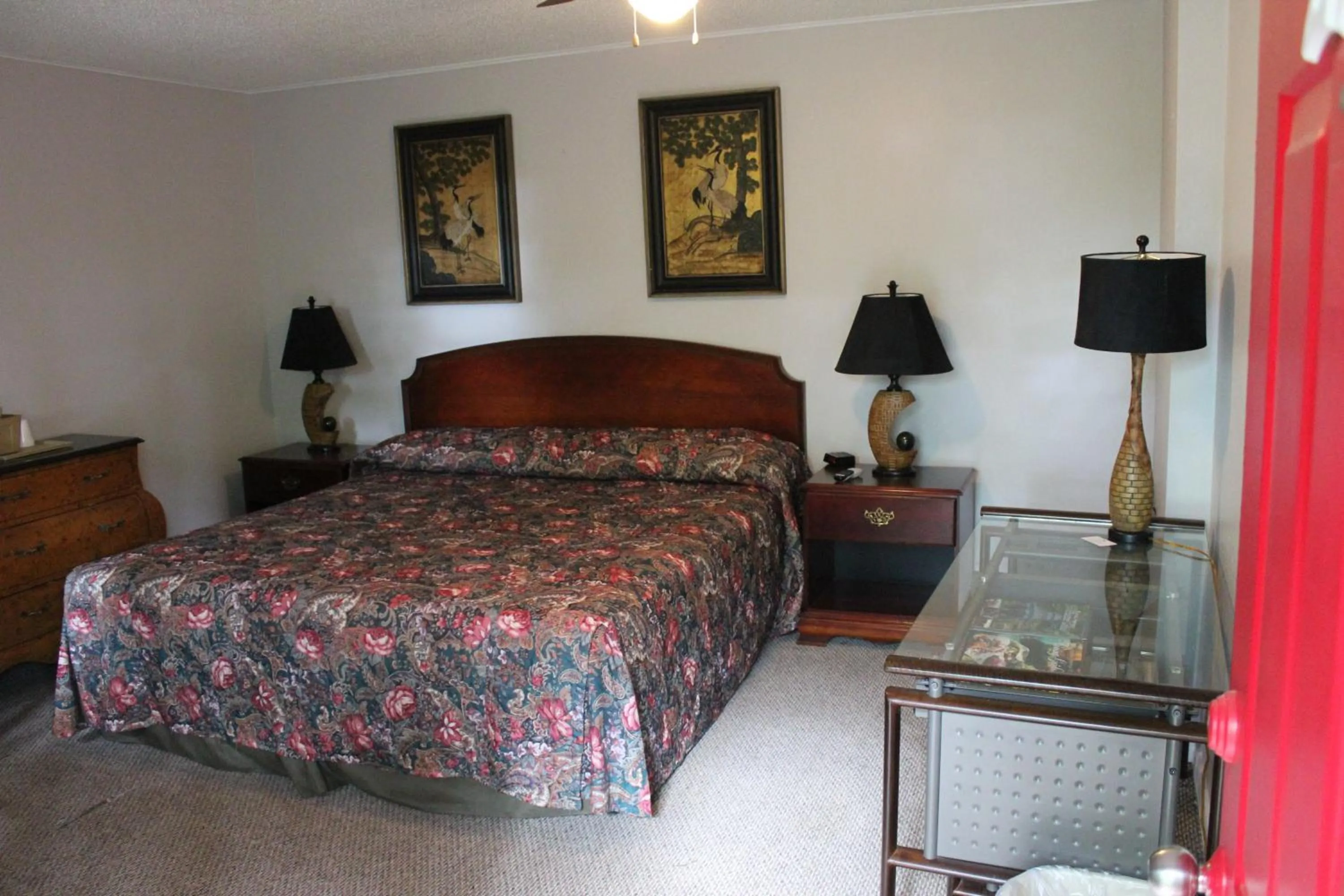 Bed in Brydan Suites