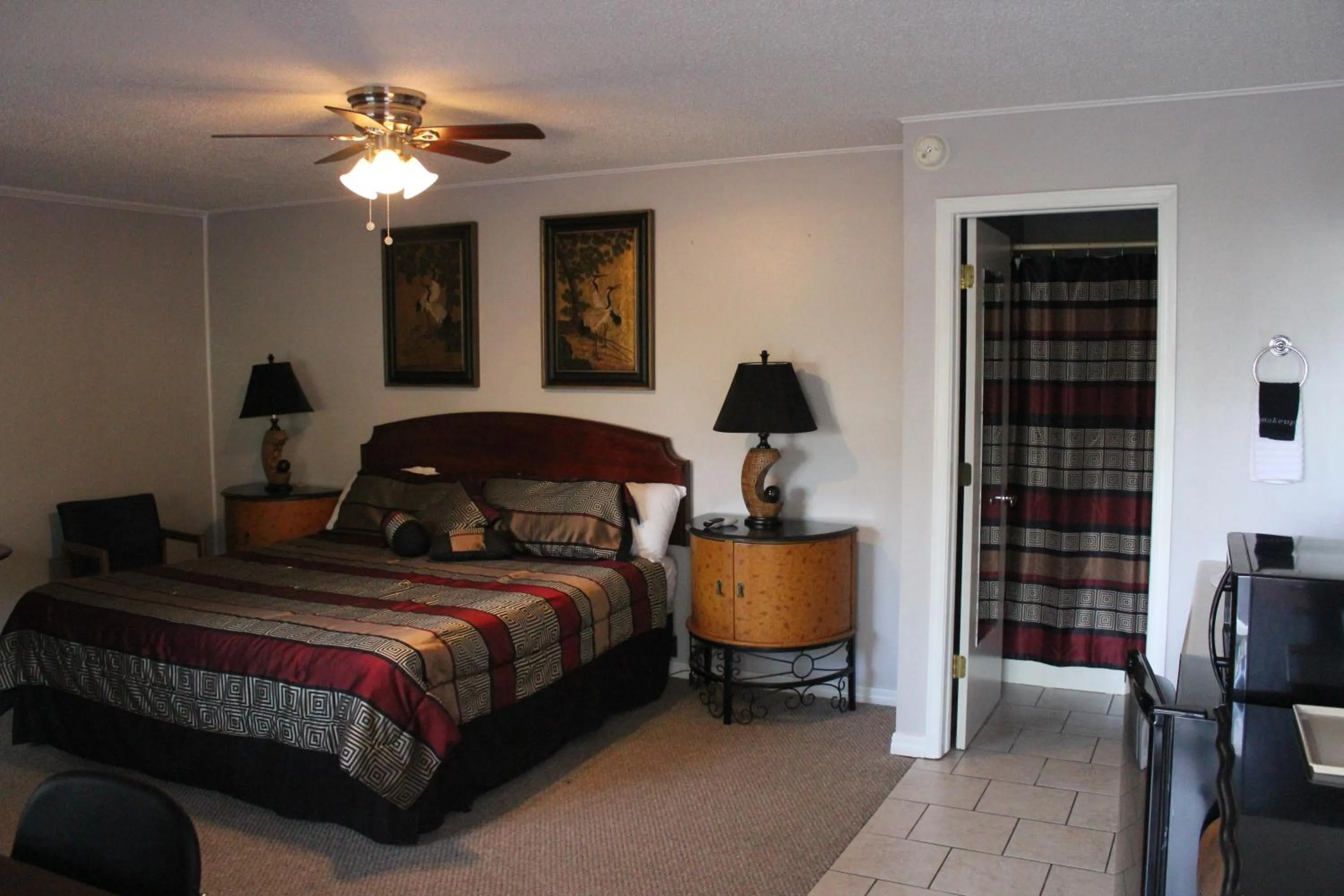 Bed in Brydan Suites