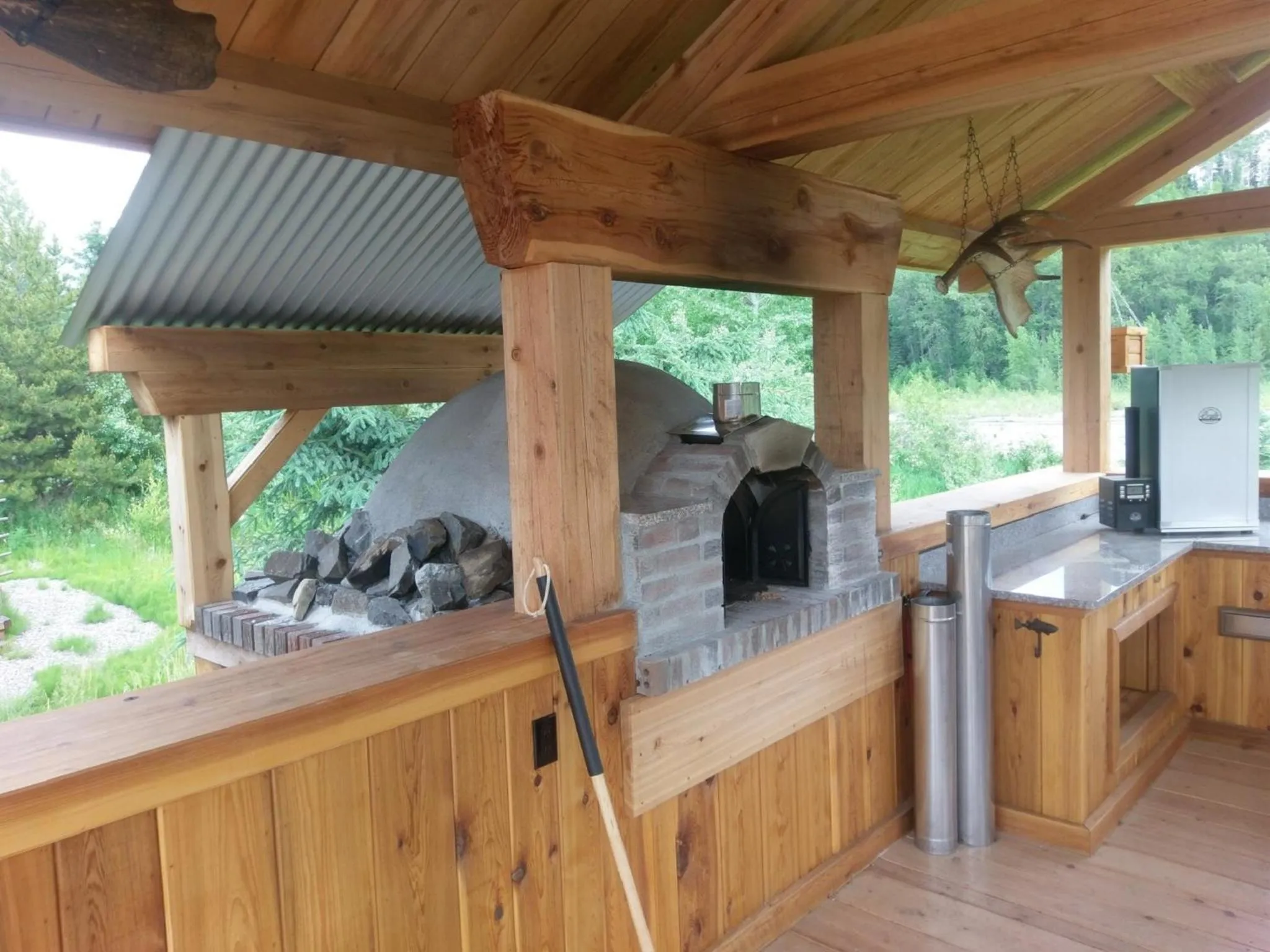 BBQ facilities in LDR Lodge - Last Dollar Ranch