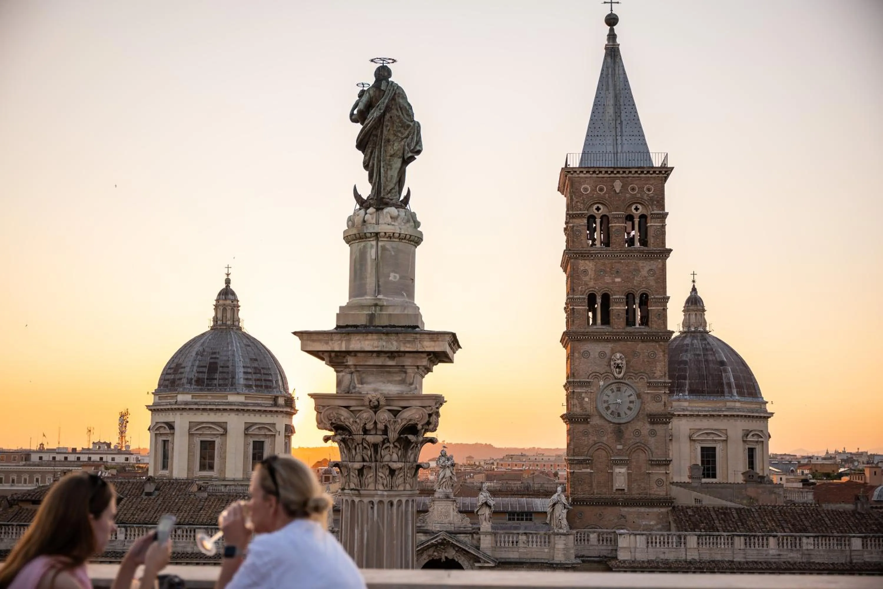 Restaurant/places to eat in Hotel Mecenate Palace