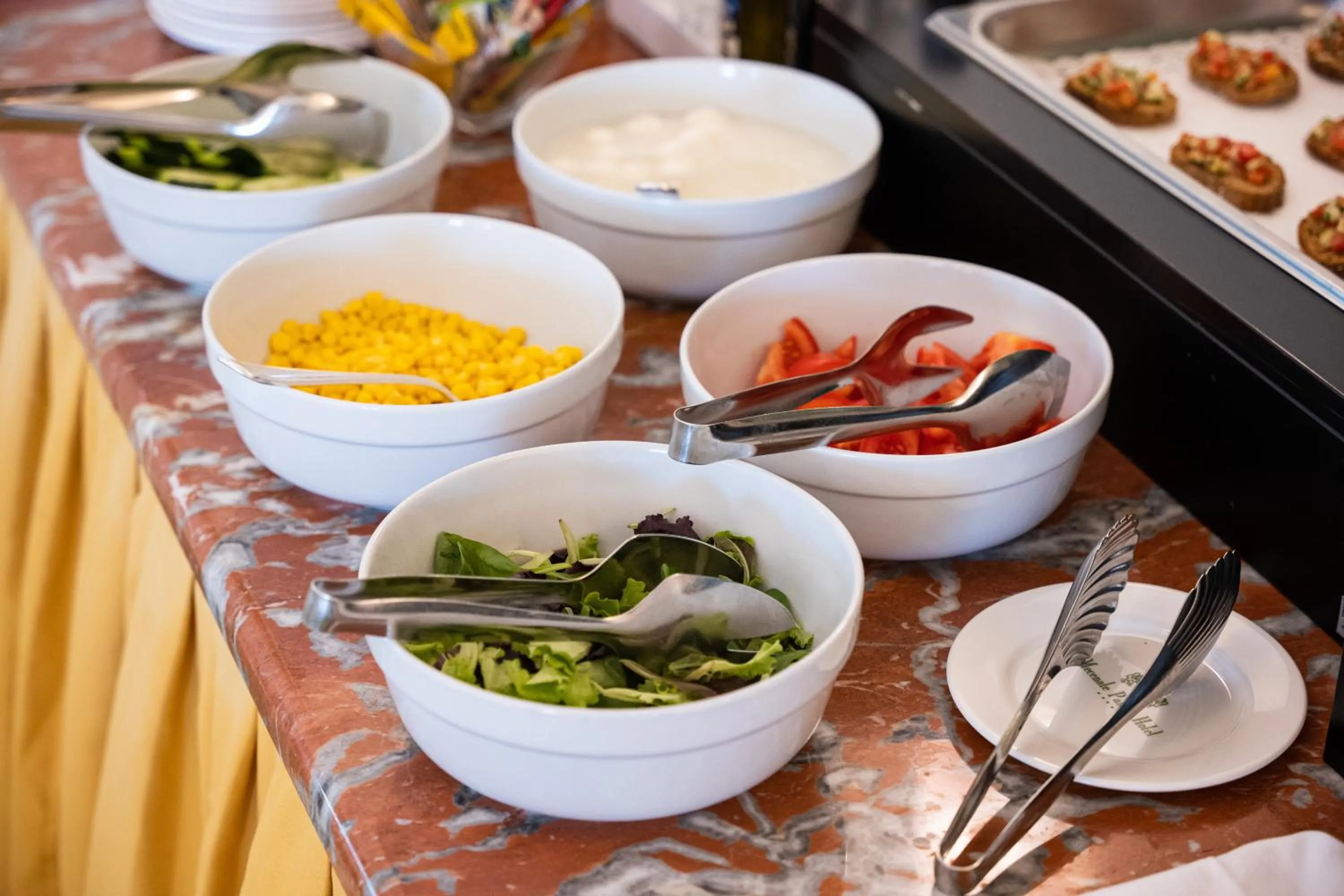 Breakfast in Hotel Mecenate Palace