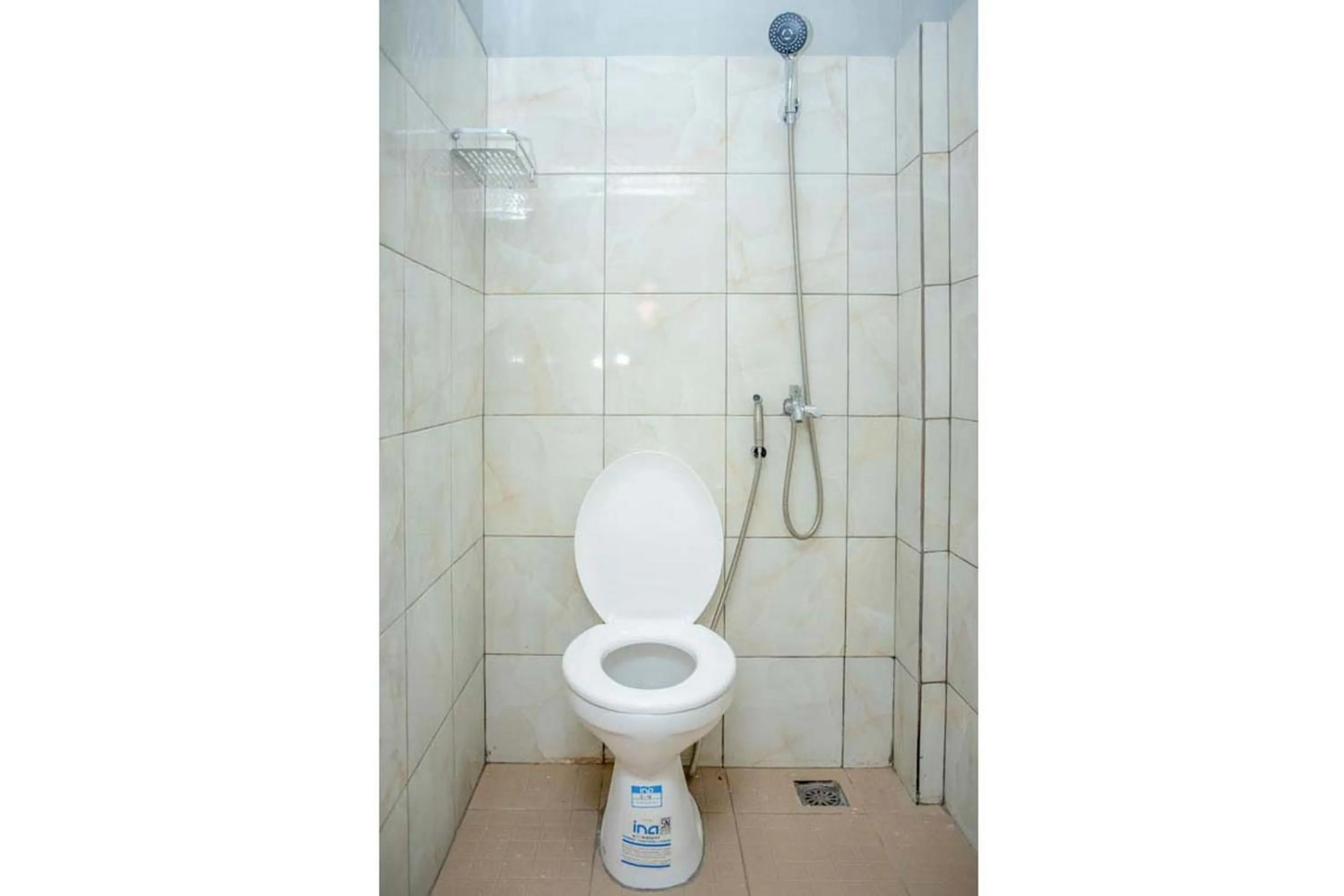 Bathroom in OYO 92961 Amor Kost