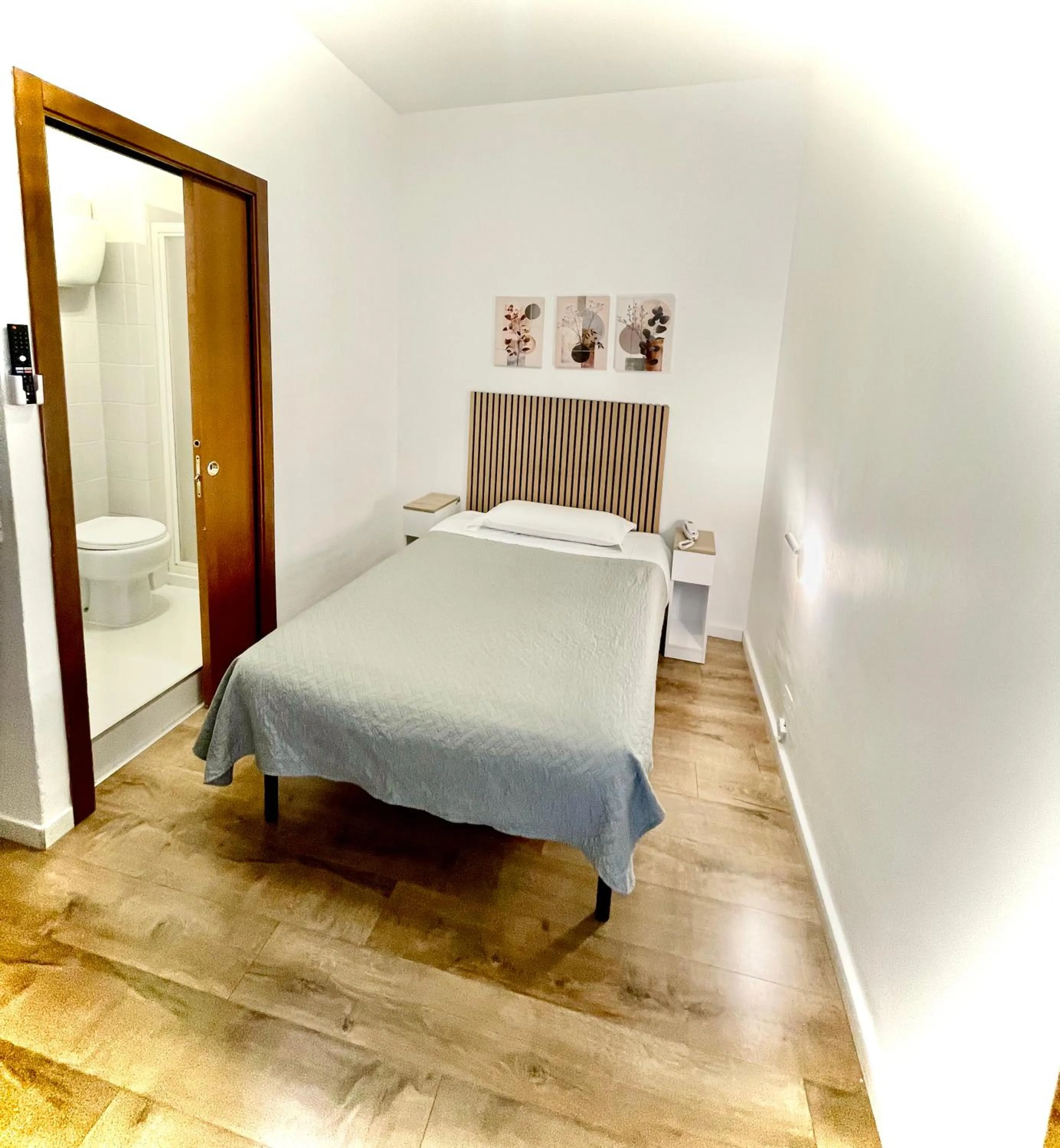 Bed in Hotel S. Ercolano