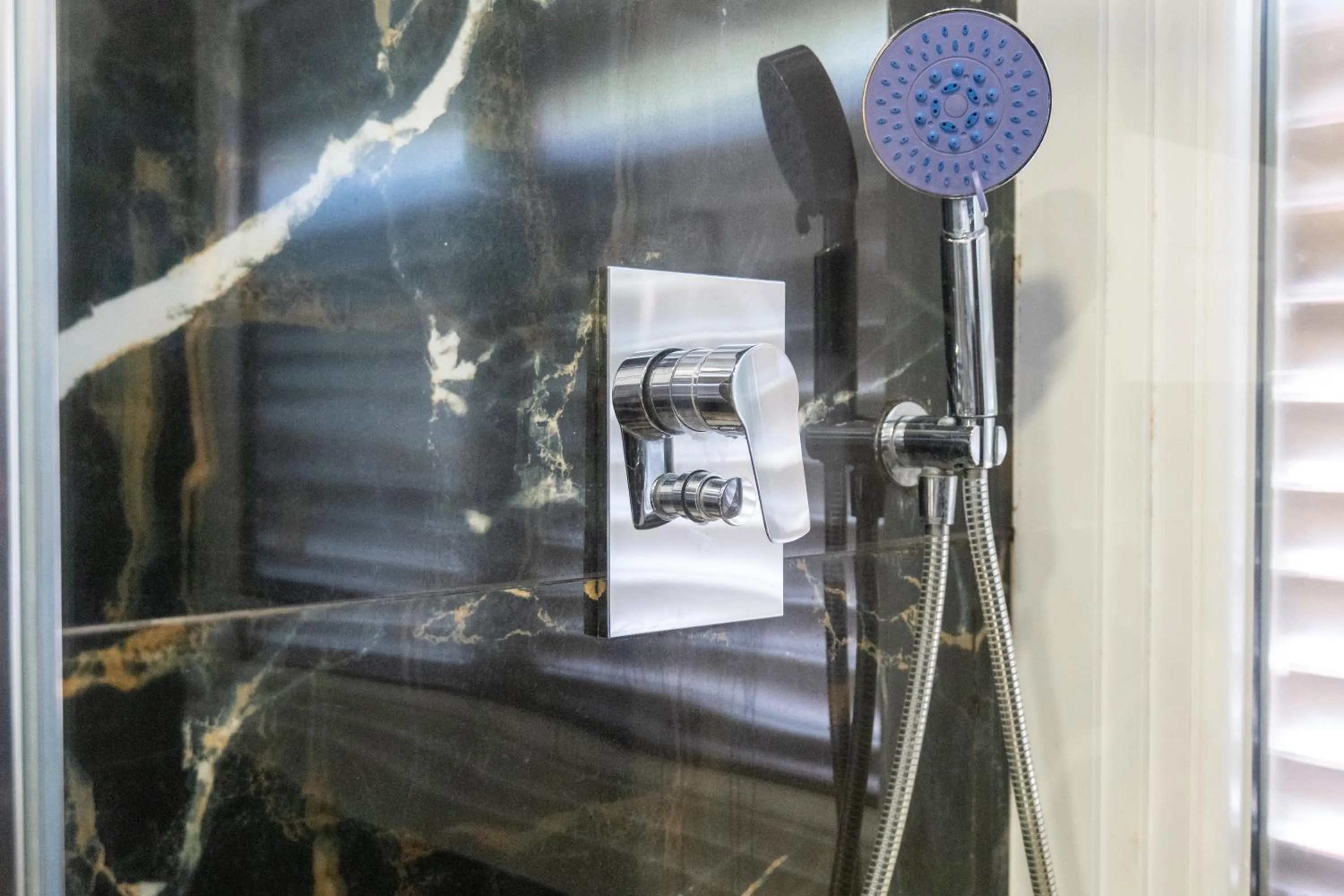 Shower in Dalmazia 33