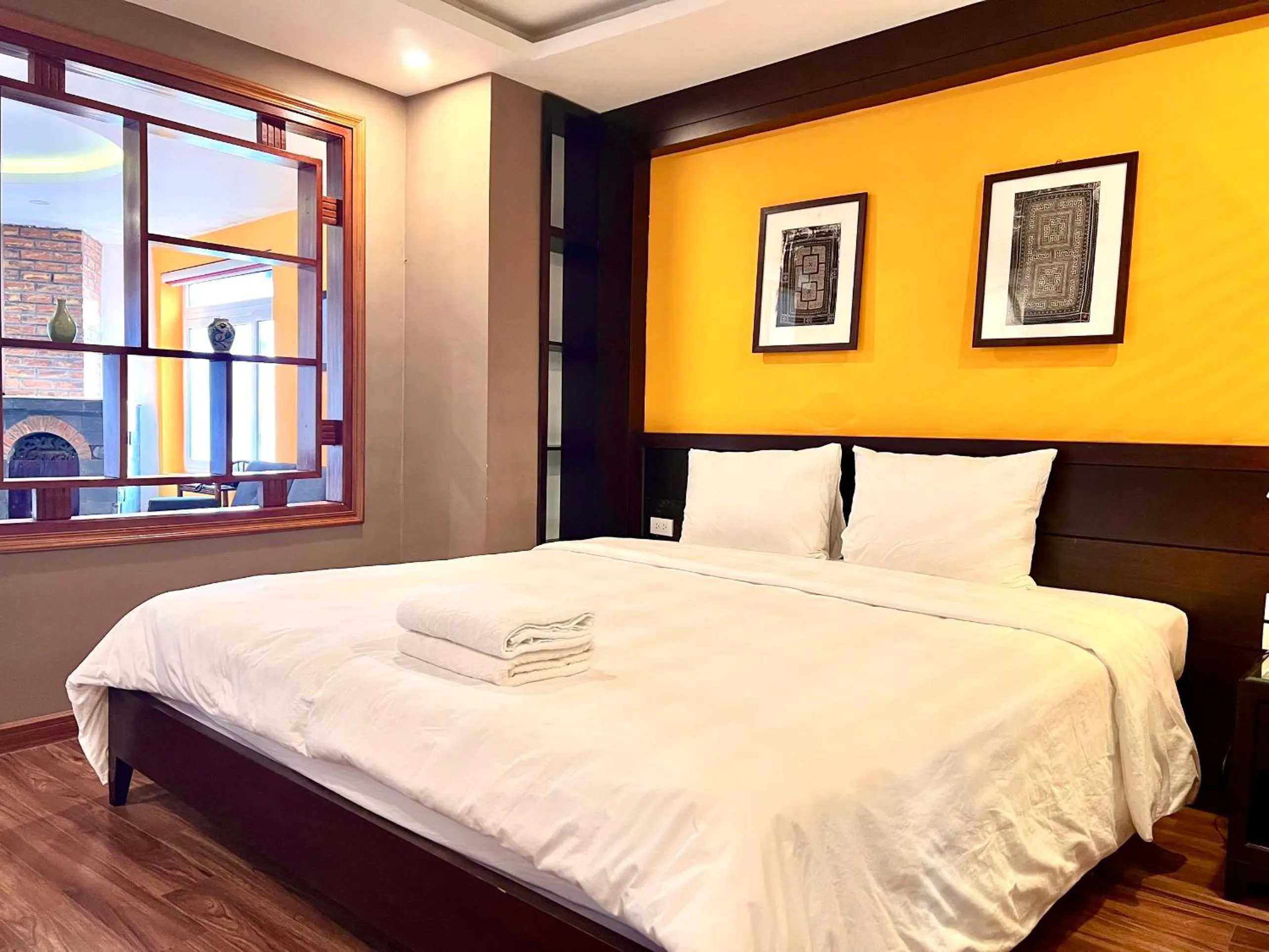 Bed in Cat Cat View Hotel