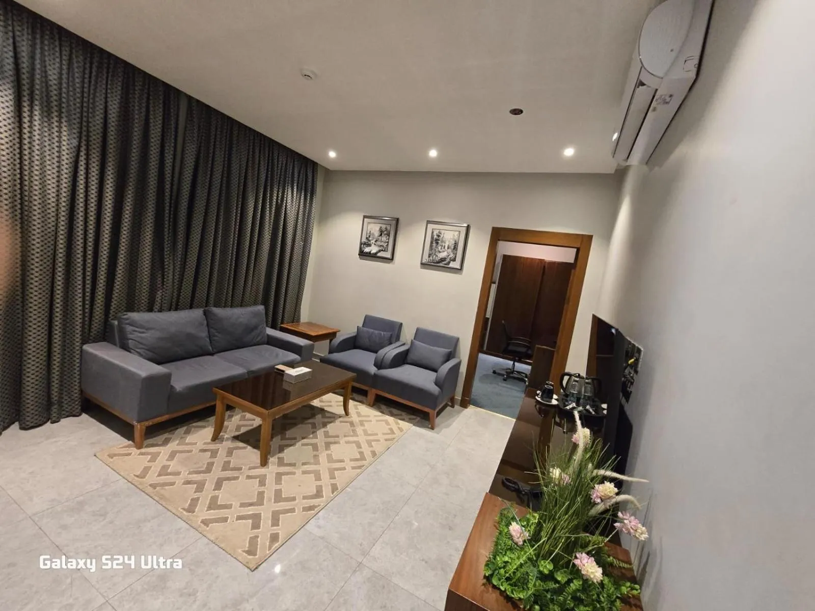 TV and multimedia in Celine Home Serviced Apartment - Tuwaiq