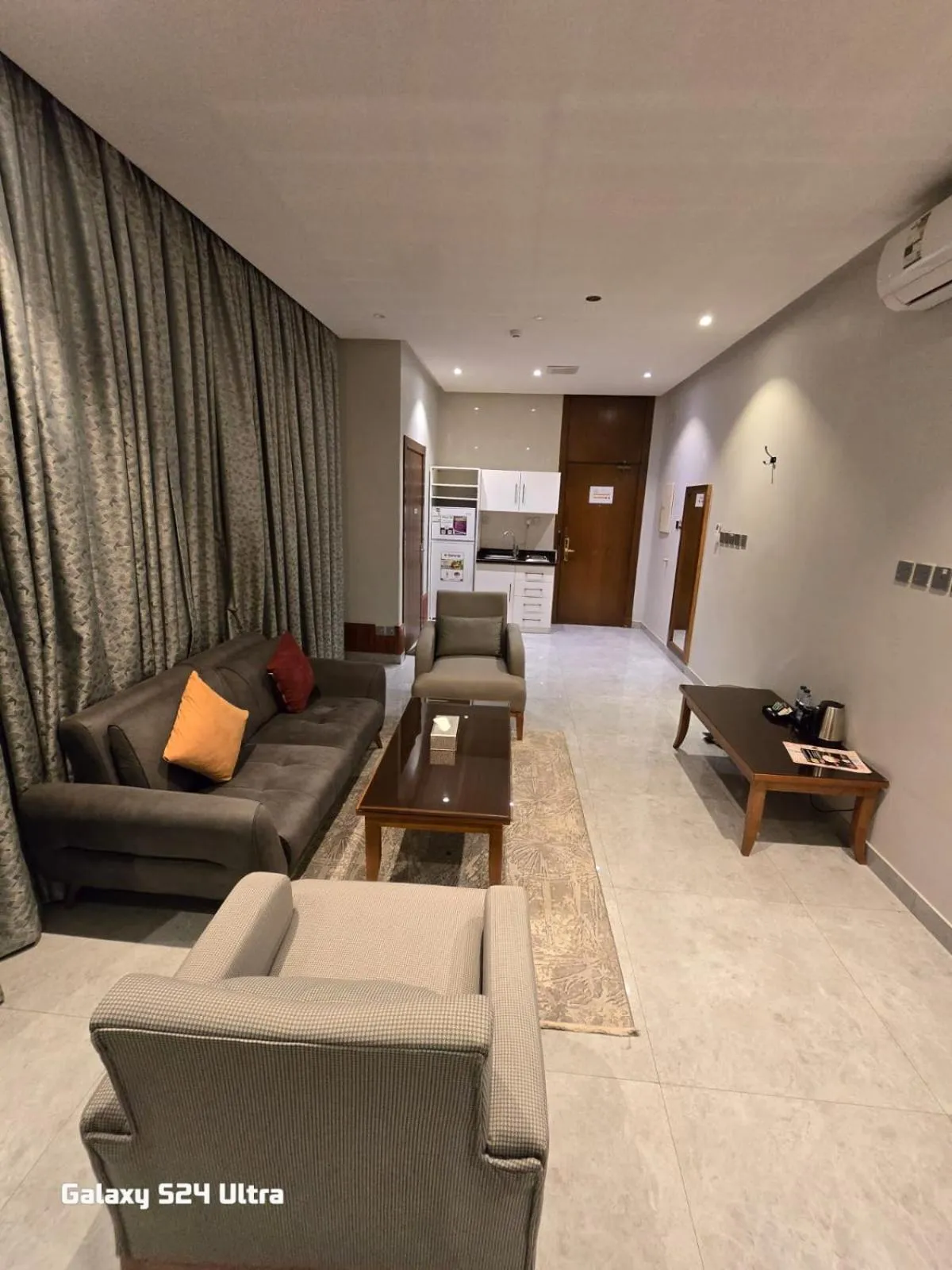 Bed in Celine Home Serviced Apartment - Tuwaiq