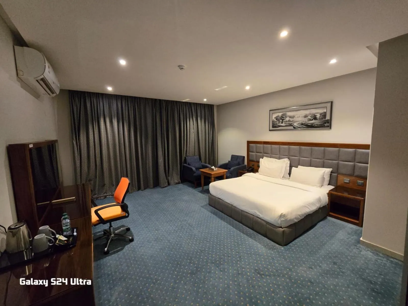 Bed in Celine Home Serviced Apartment - Tuwaiq