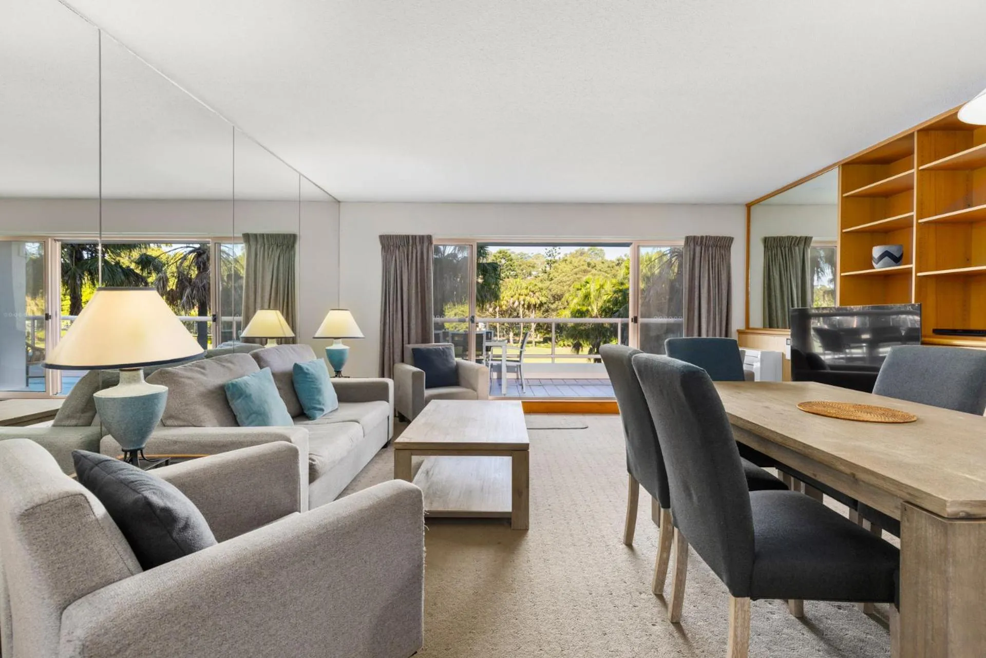 Living room in Charlesworth Bay Beach Resort