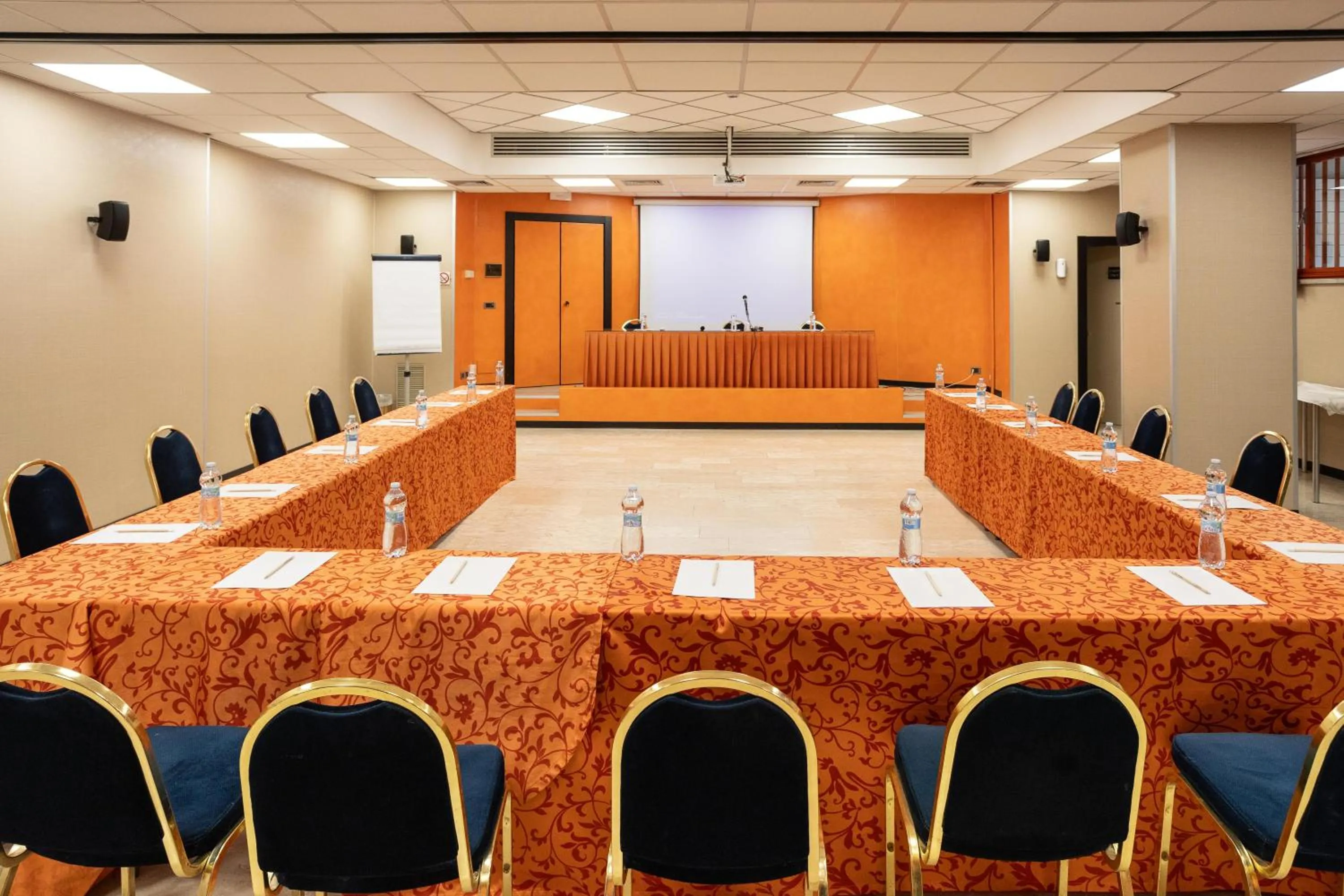 Meeting/conference room in Hotel Mirage