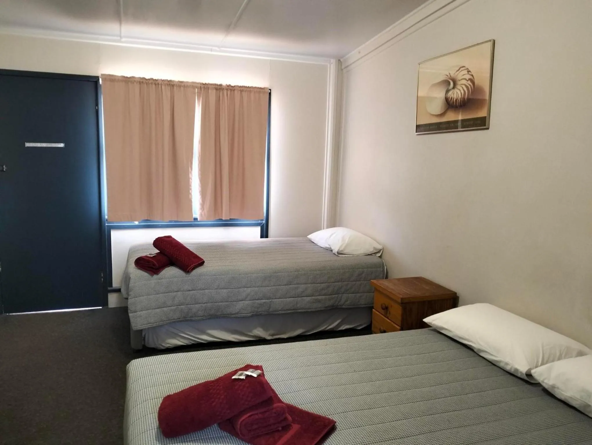 Billabong Hotel Motel