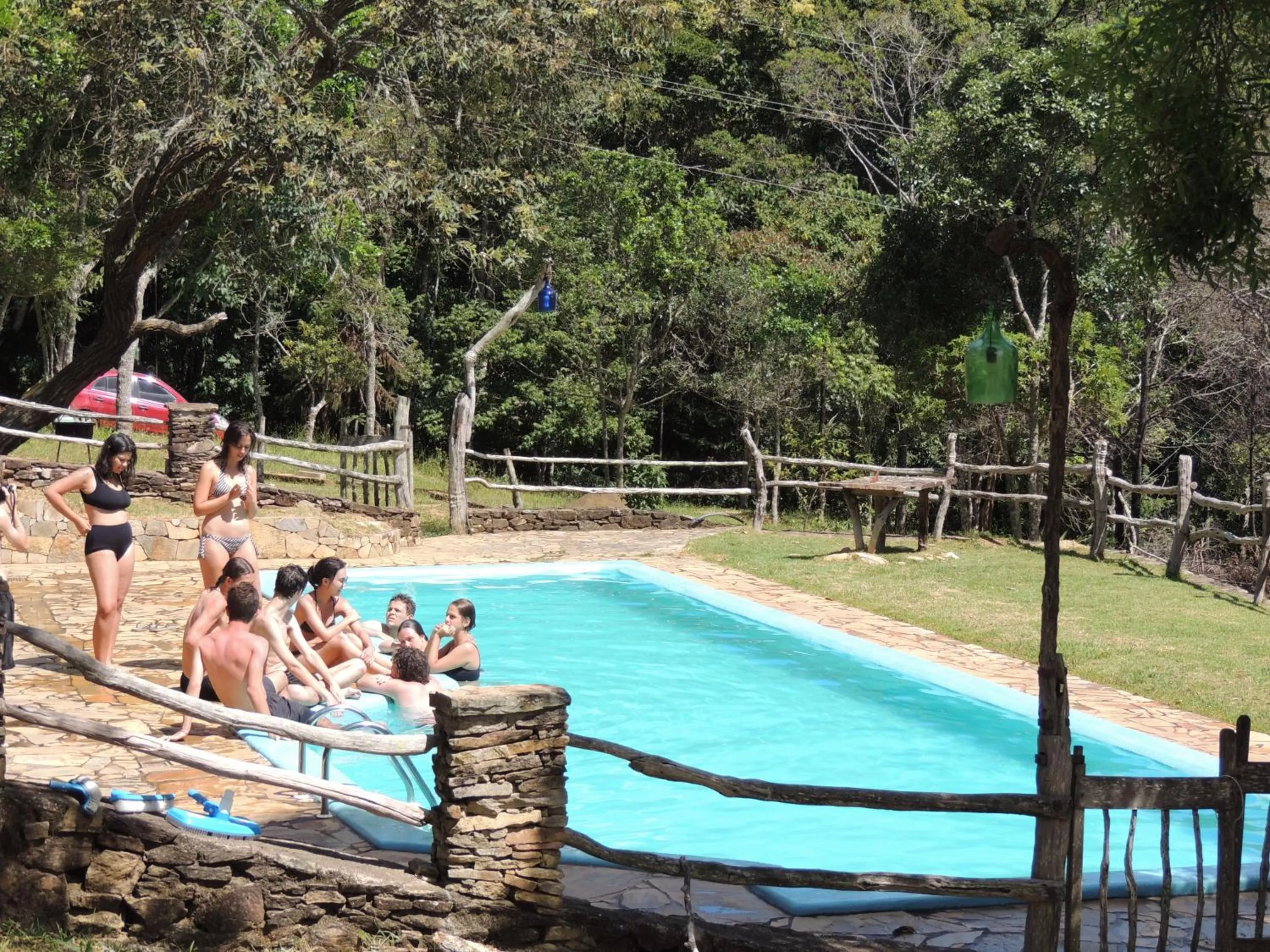Swimming pool in Reserva Canto da Vida Chalés e Camping
