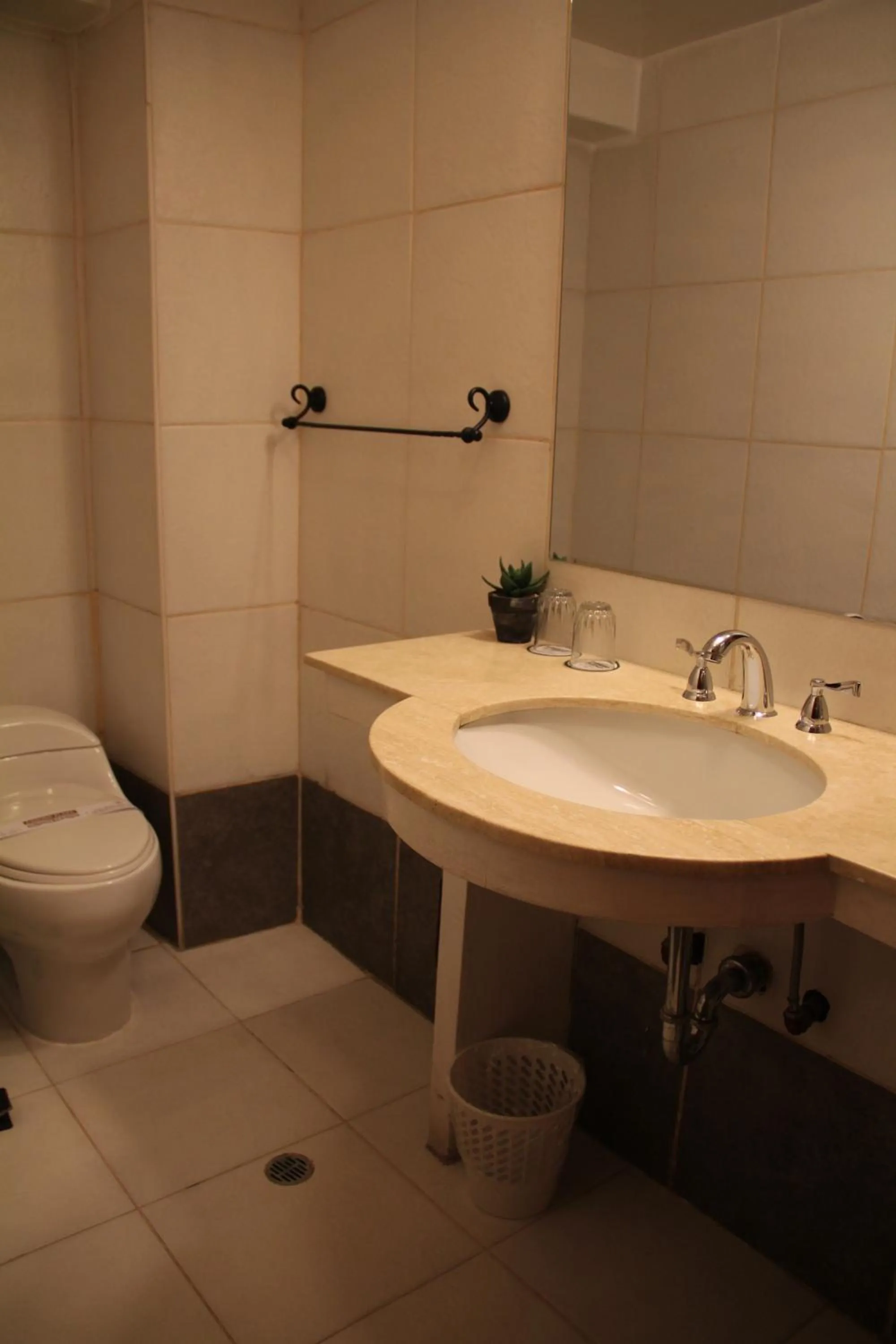 Bathroom in Casona Plaza Hotel Centro