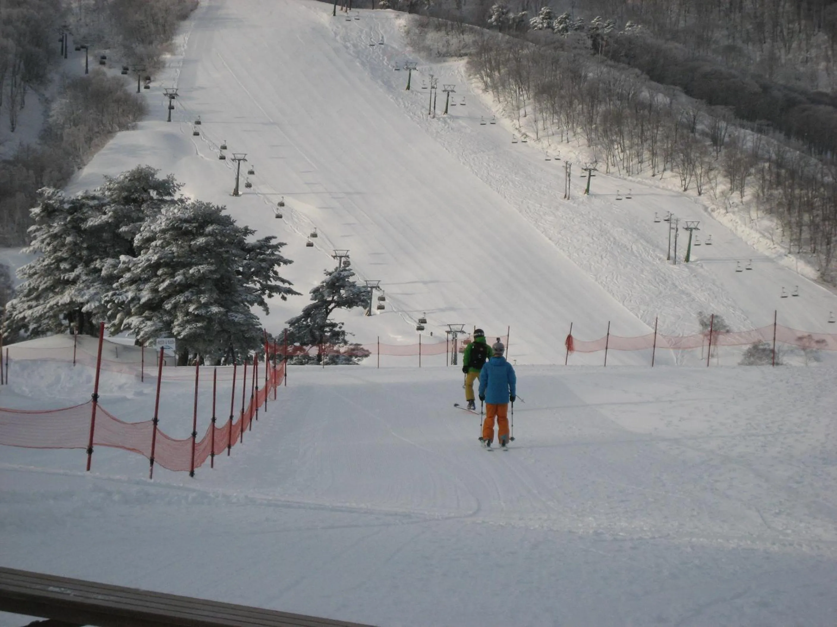Skiing in Pension Pure