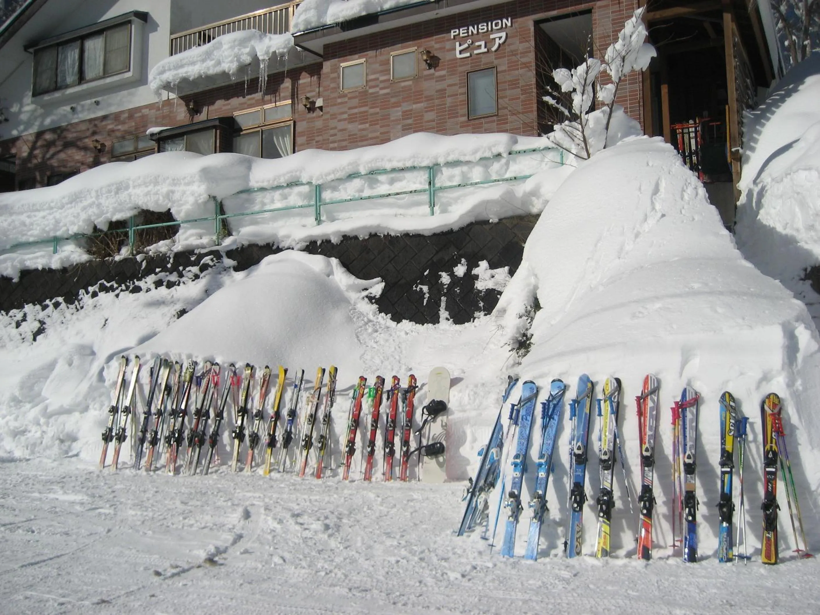 Skiing in Pension Pure