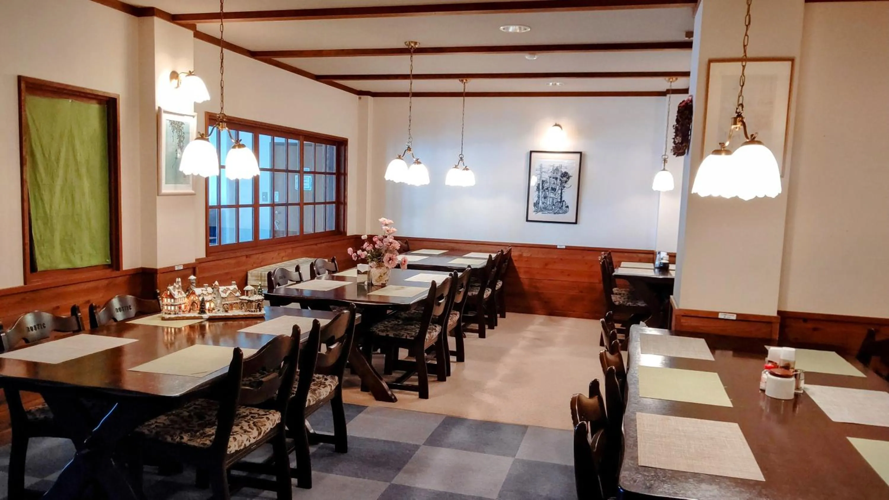 Restaurant/places to eat in Pension Pure