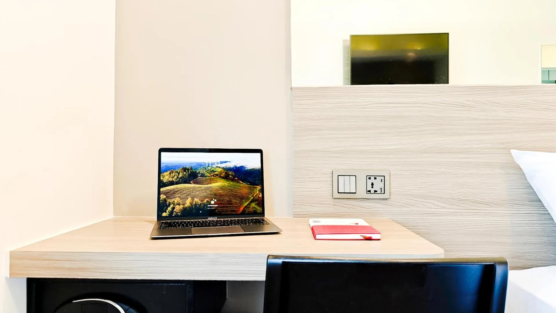 Bedroom in Red Planet Davao