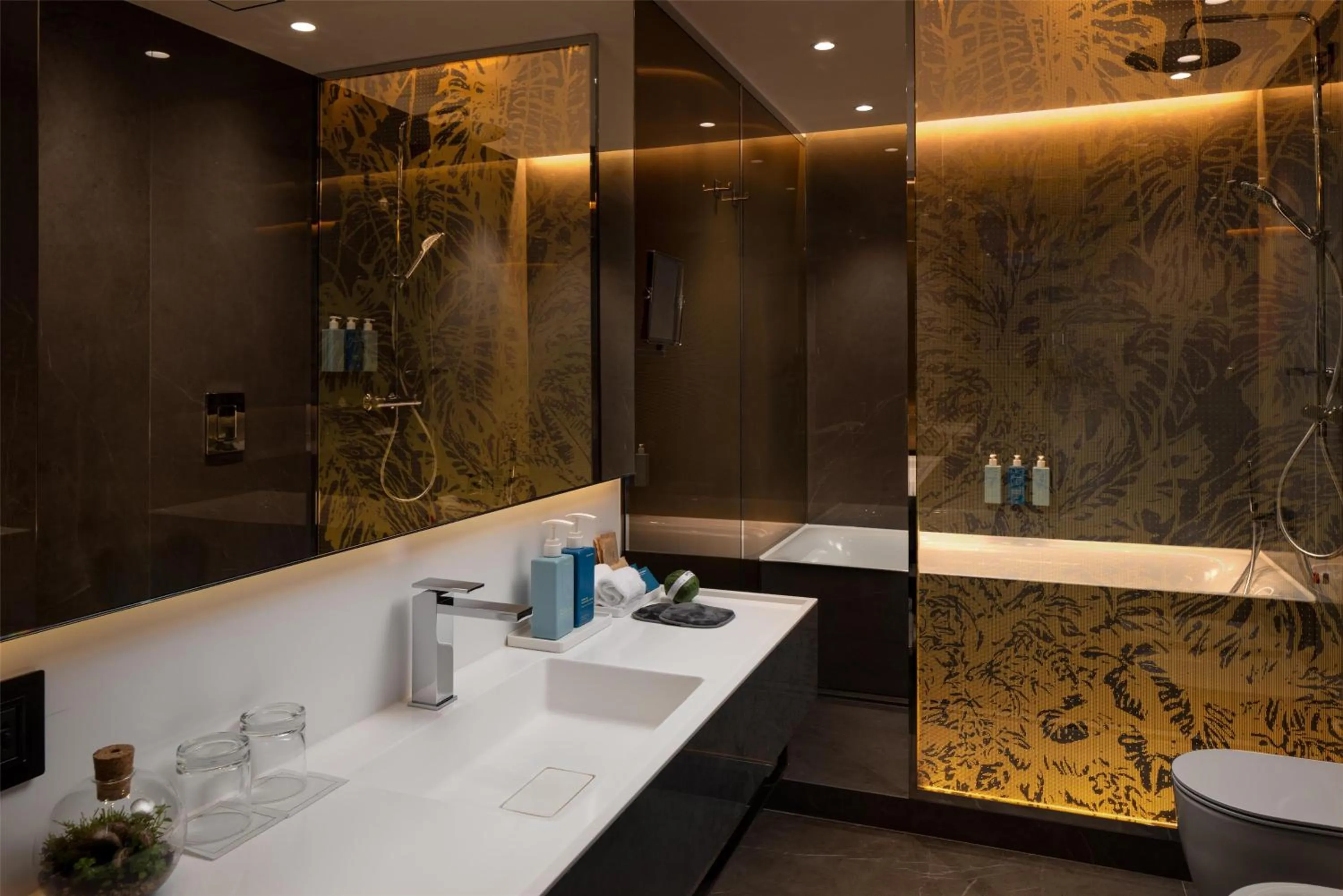 Bathroom in art'otel Rome Piazza Sallustio, Powered by Radisson Hotels