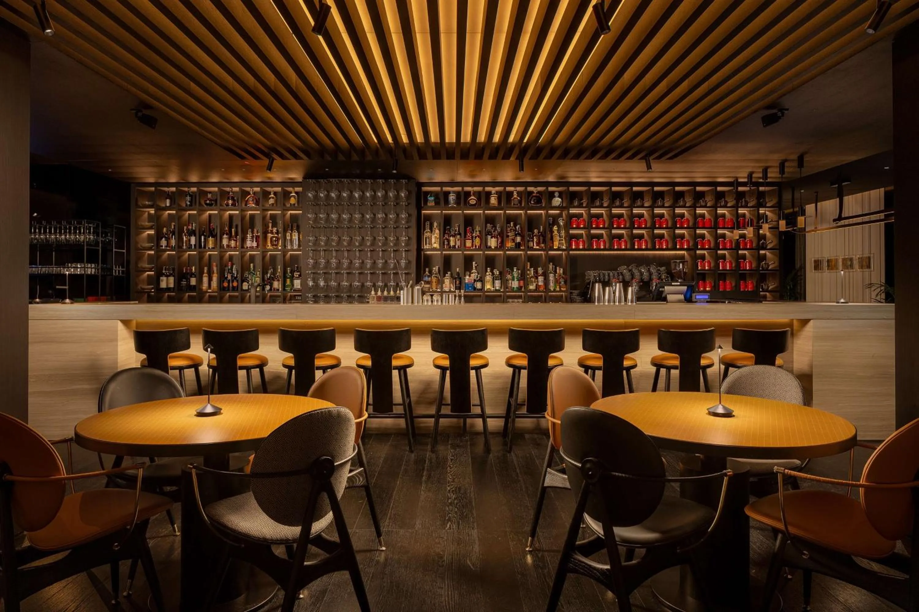 Lounge or bar in art'otel Rome Piazza Sallustio, Powered by Radisson Hotels