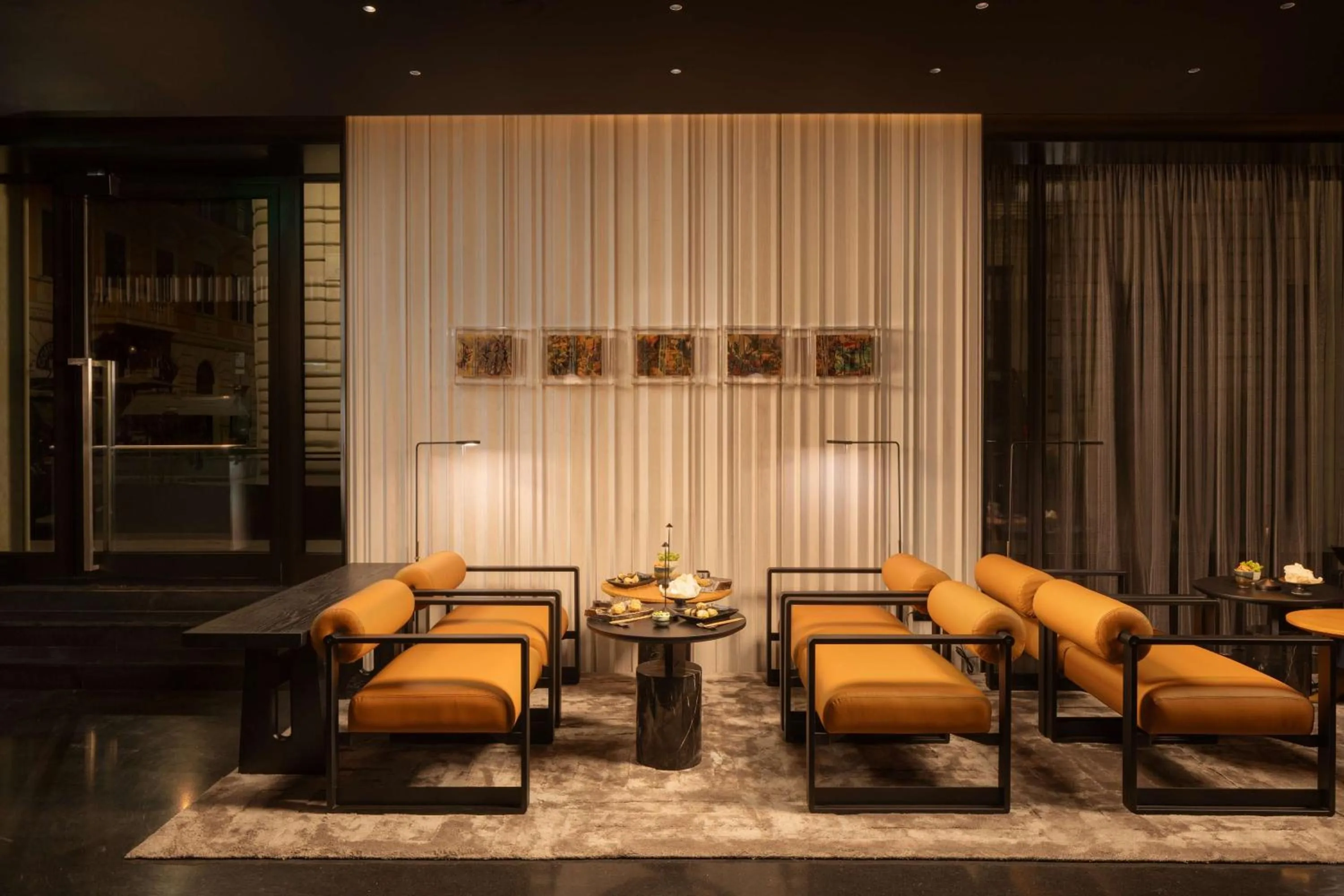 Lounge or bar in art'otel Rome Piazza Sallustio, Powered by Radisson Hotels