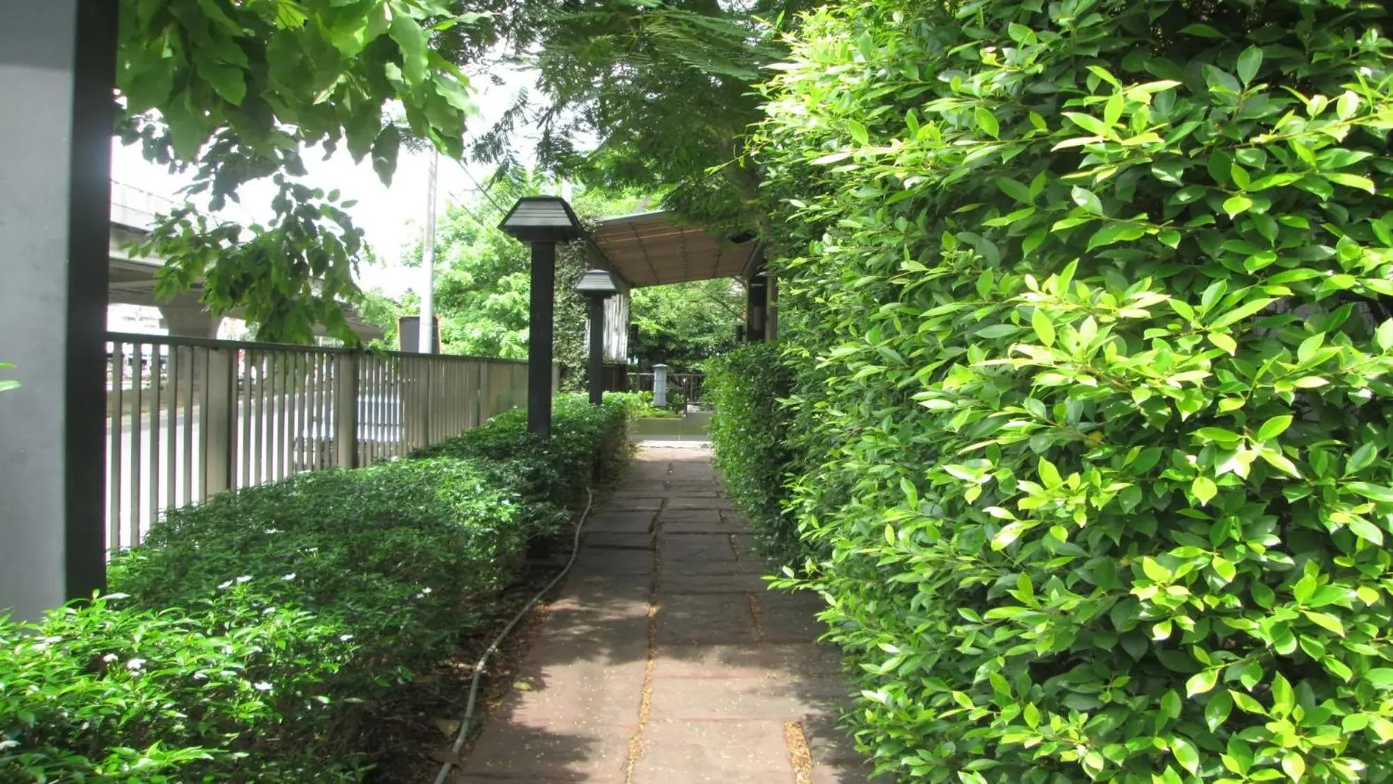 Facade/entrance in Nest n Rest Hotel Facade/entrance in Nest n Rest Hotel