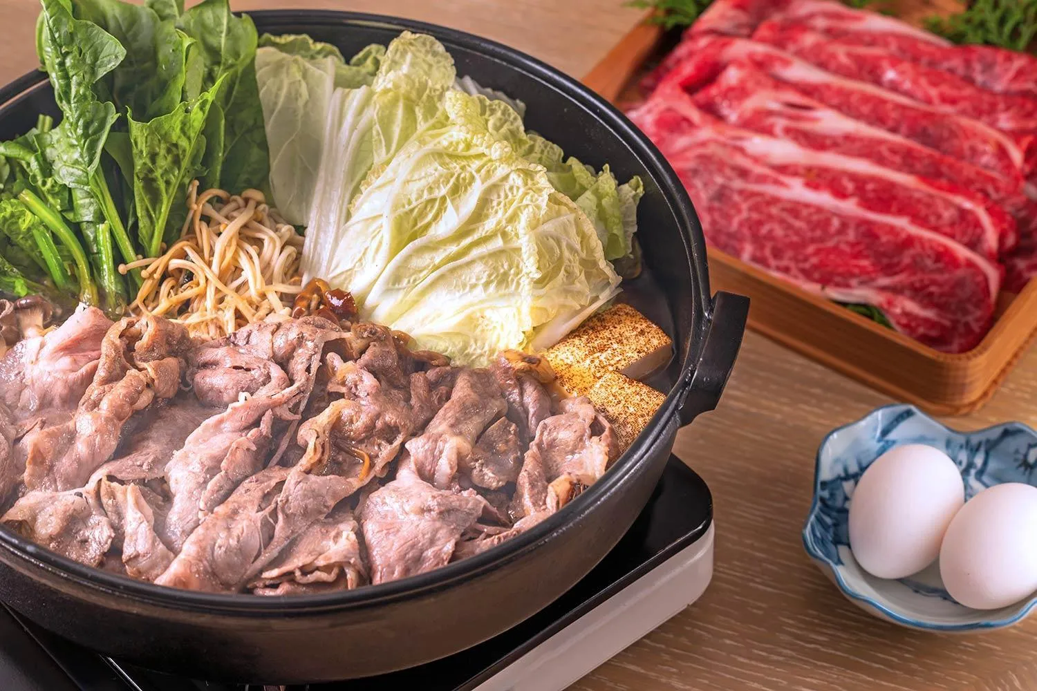 Food and drinks in Shin Toji Hotel Lulud