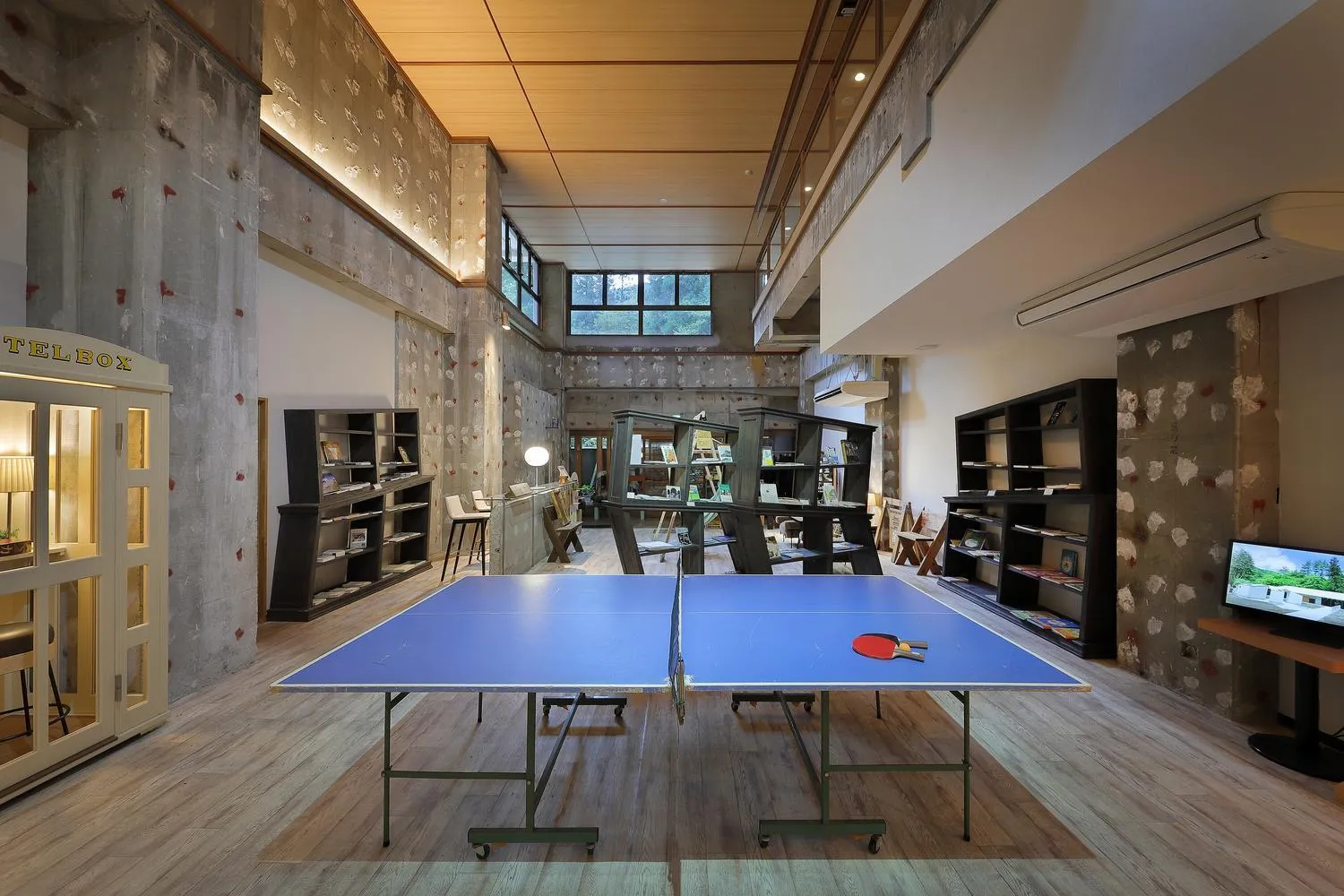 Table tennis in Shin Toji Hotel Lulud