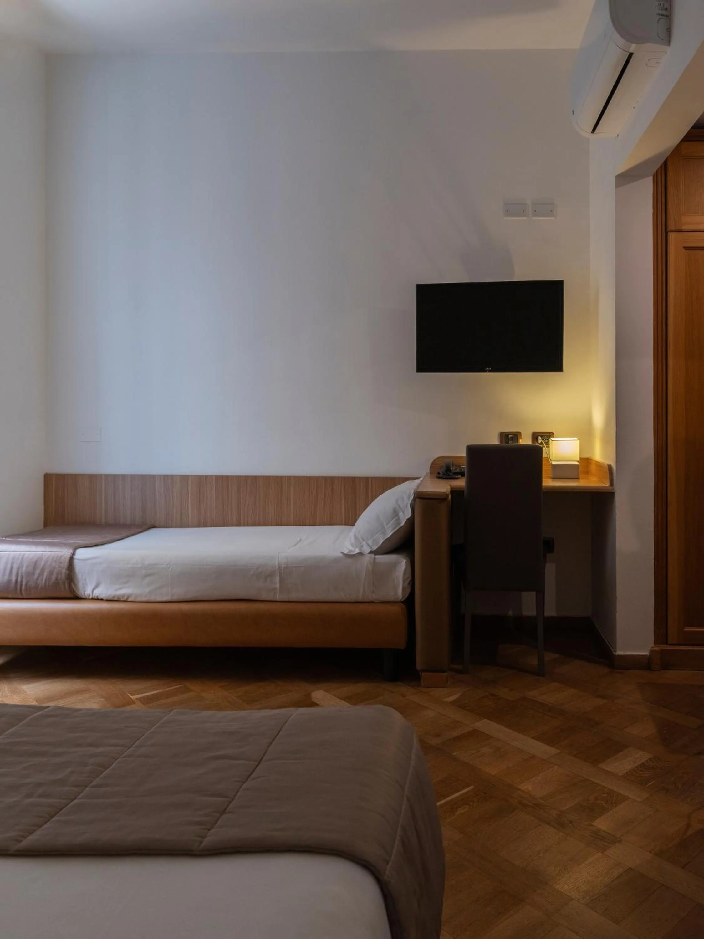 Bed in Grand Hotel Europa & Restaurant