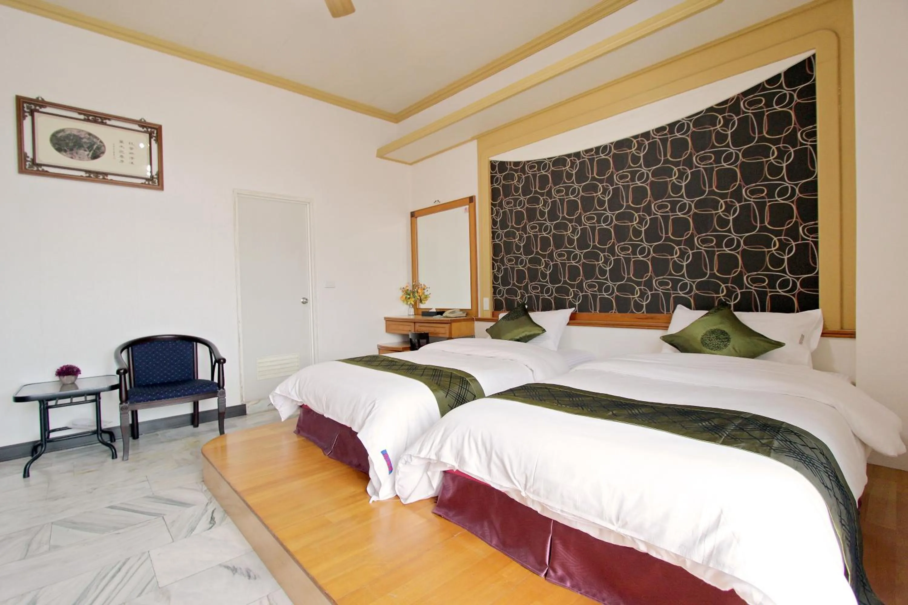 Bedroom, Bed in 陶陶居商旅 Tautauchu Hotel