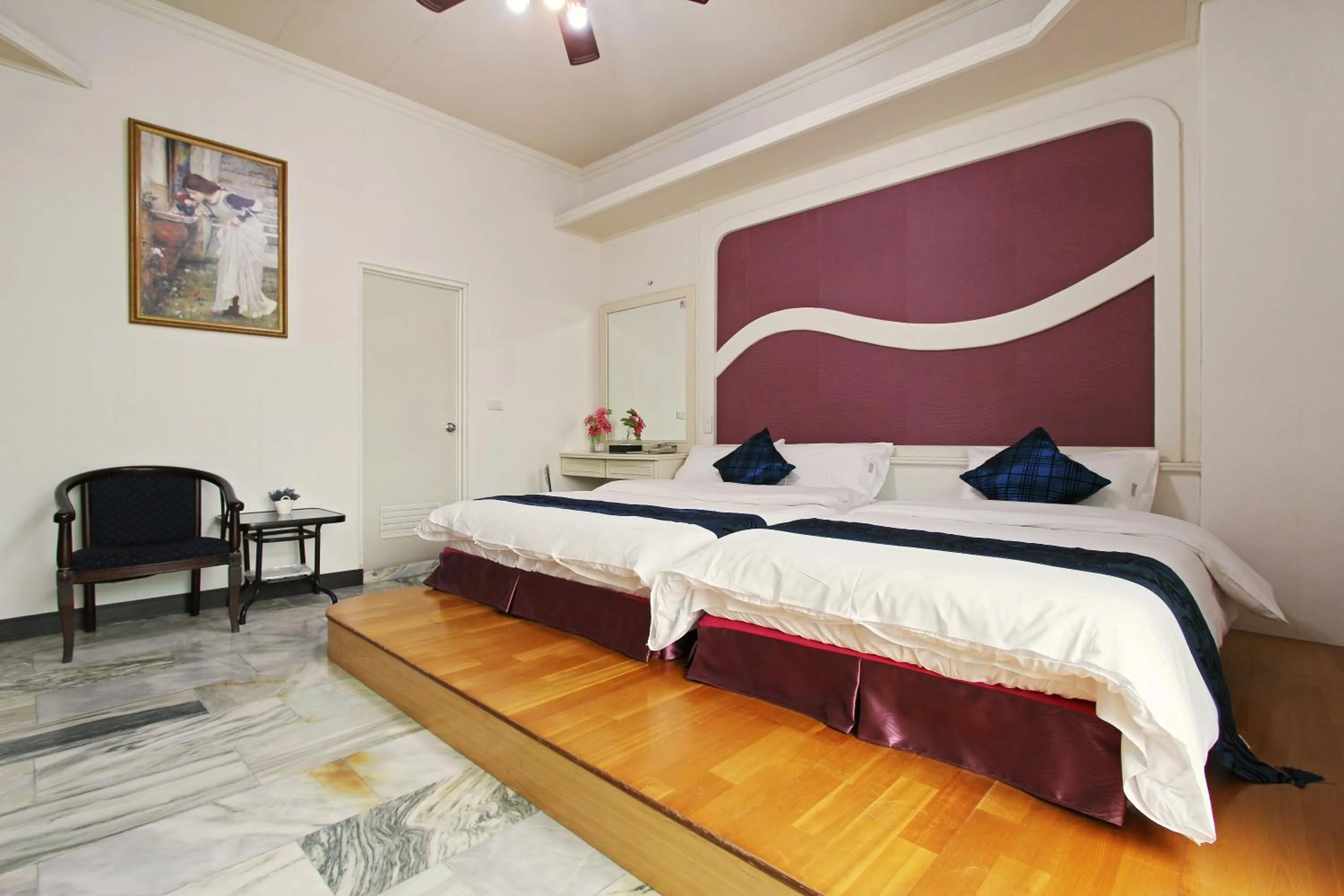 Bedroom, Bed in 陶陶居商旅 Tautauchu Hotel