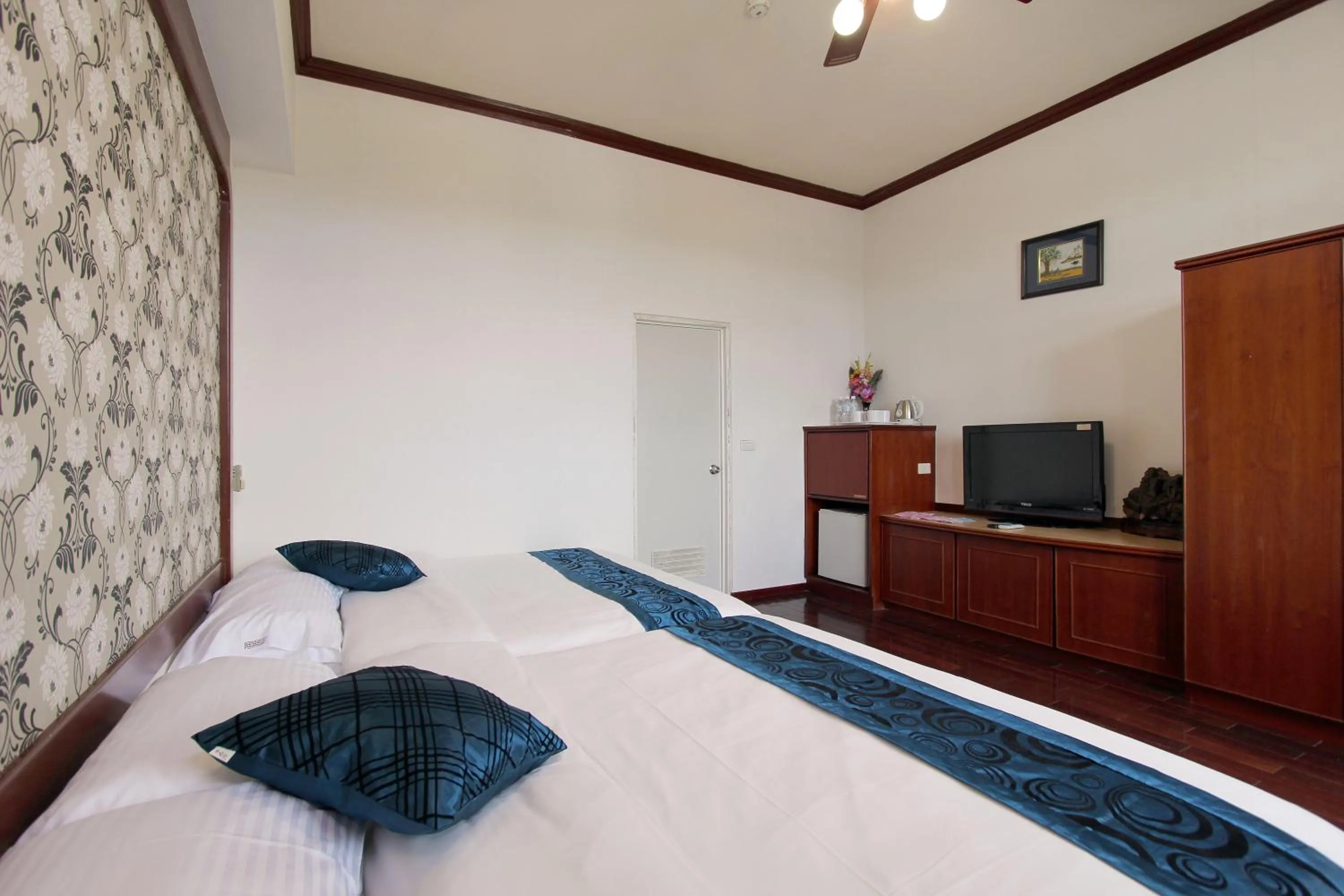 Bedroom, Bed in 陶陶居商旅 Tautauchu Hotel