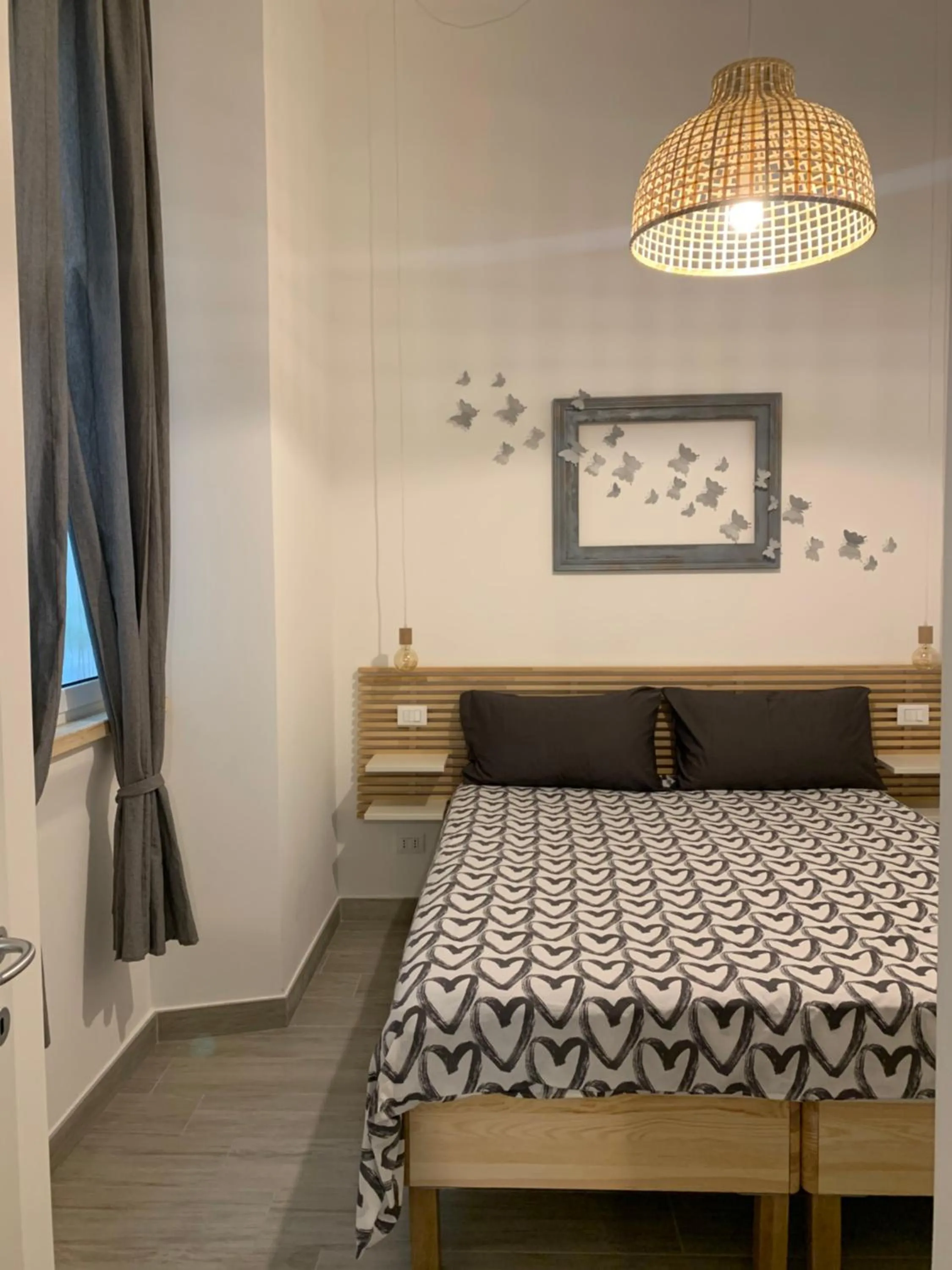 Bedroom, Bed in Tune Homes B&B