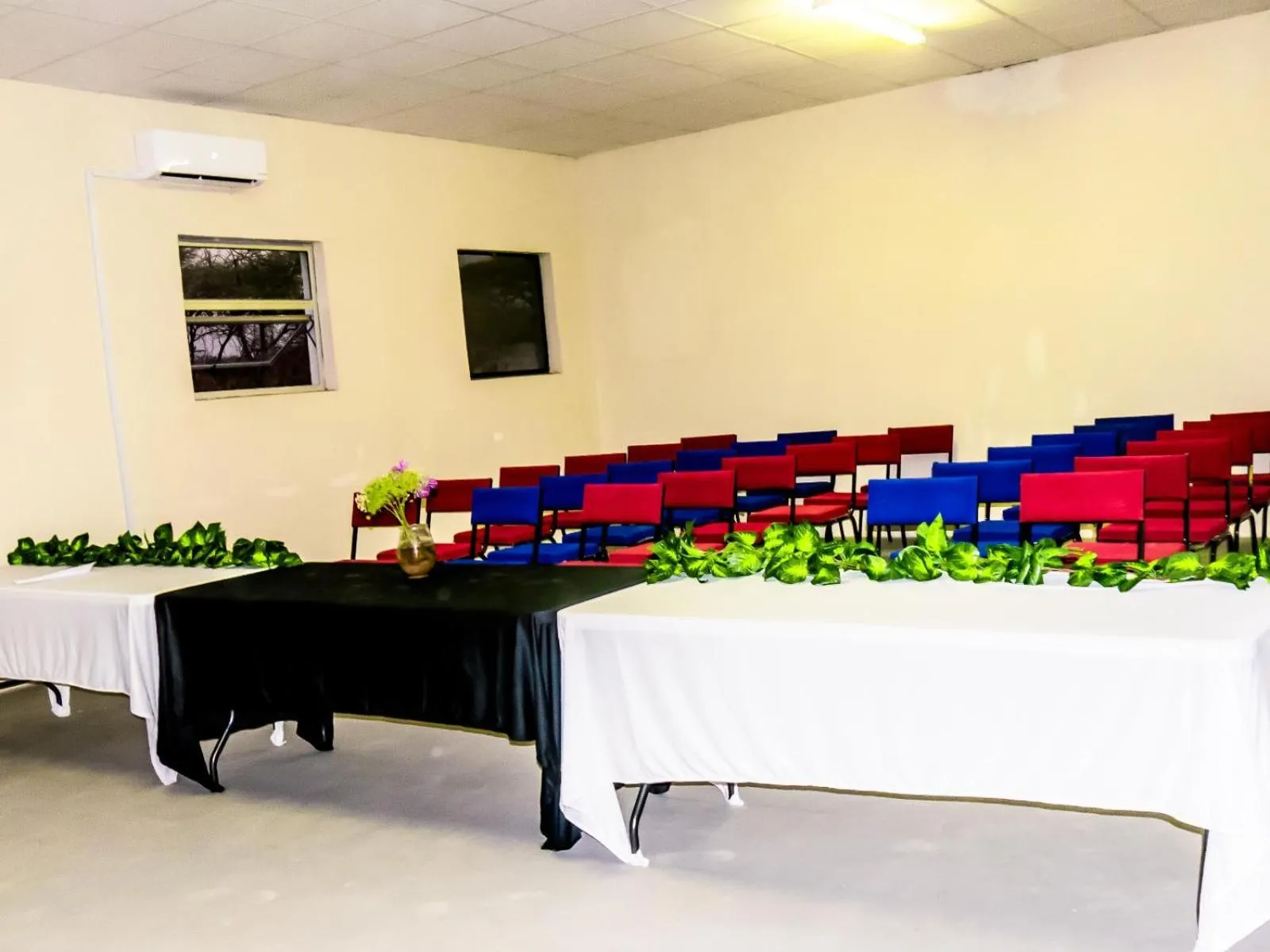 Business facilities in Abenab Lodge & Tours cc