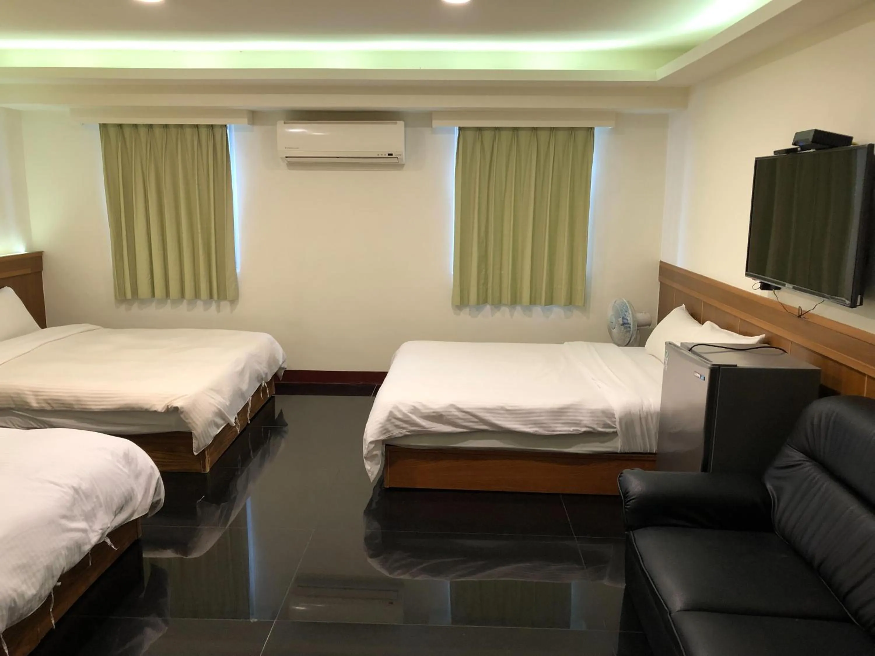 Photo of the whole room, Bed in 奇萊大飯店 Chuline Hotel