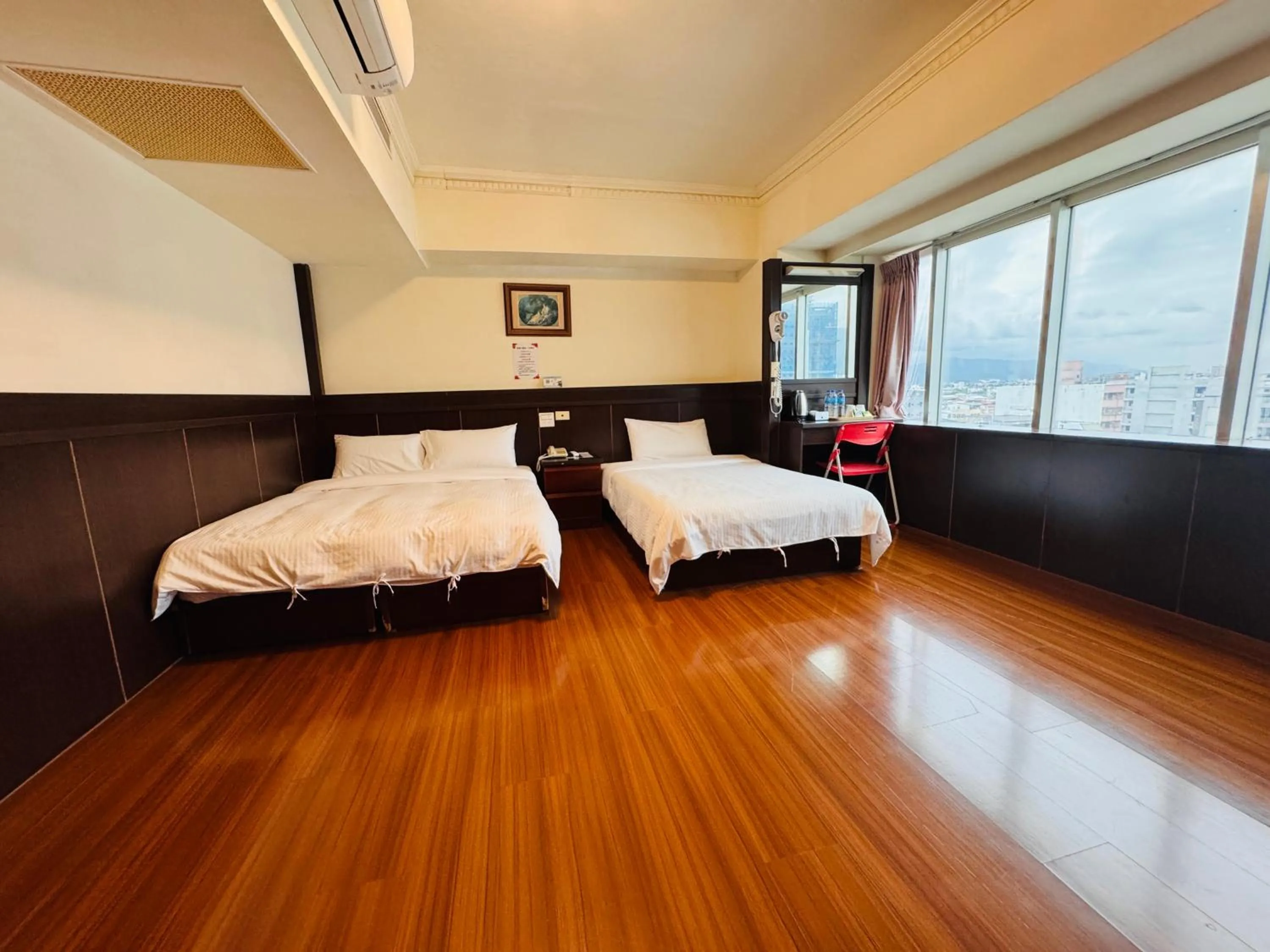 Photo of the whole room, Bed in 奇萊大飯店 Chuline Hotel