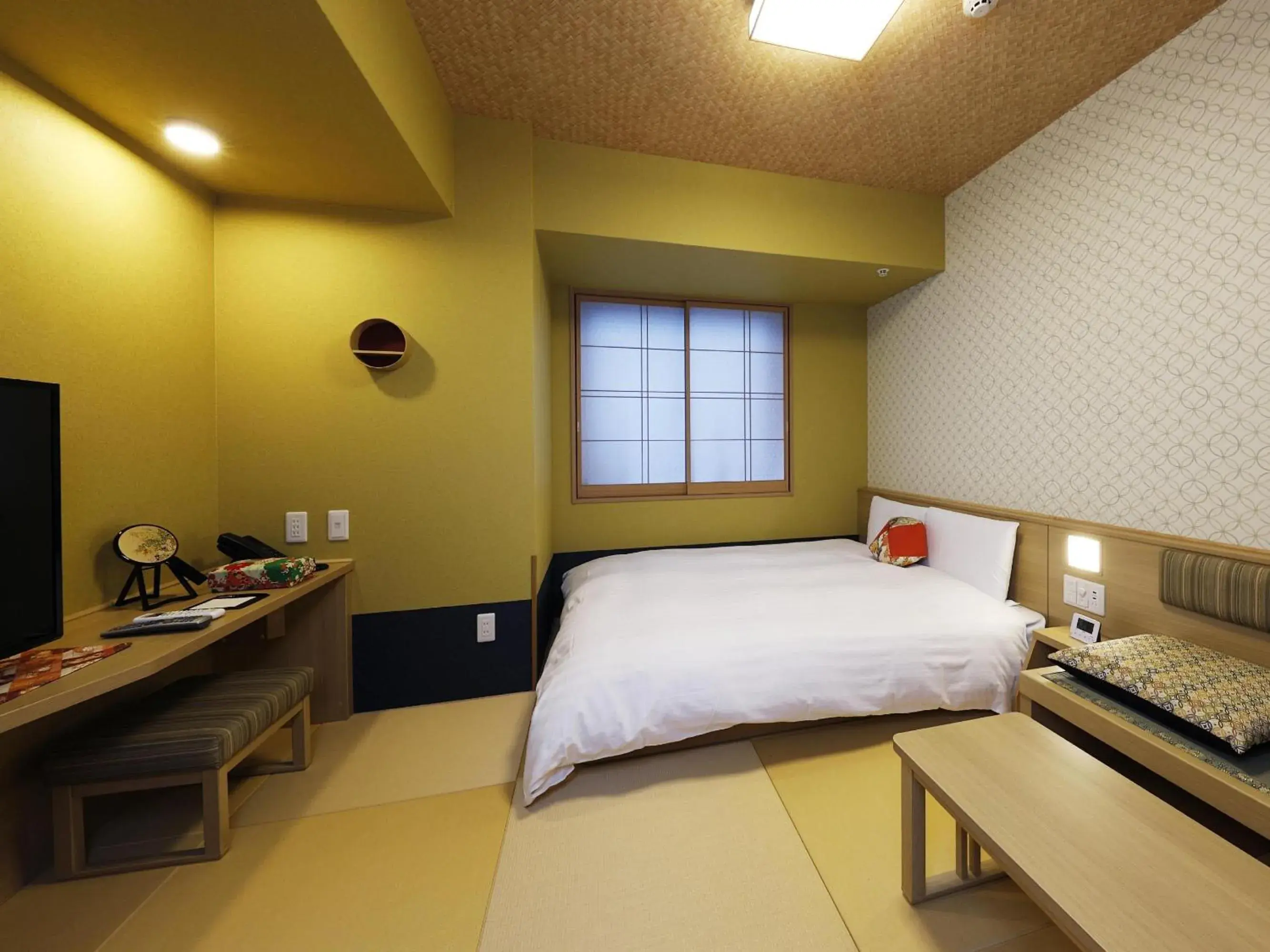 Bed in Onyado Nono Osaka Yodoyabashi Bed in Onyado Nono Osaka Yodoyabashi