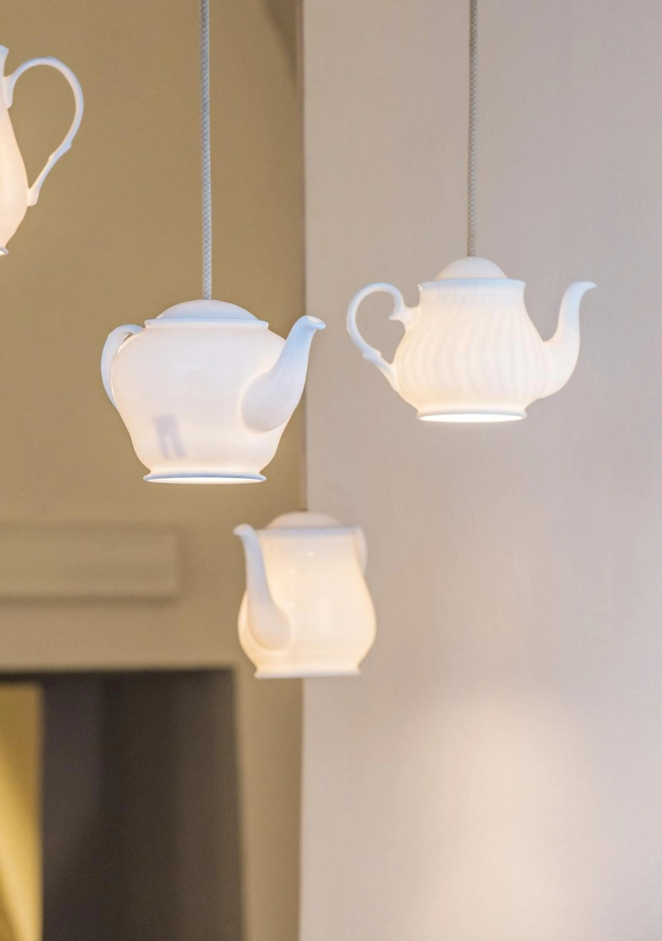 Communal lounge/ TV room in Airone Hotel