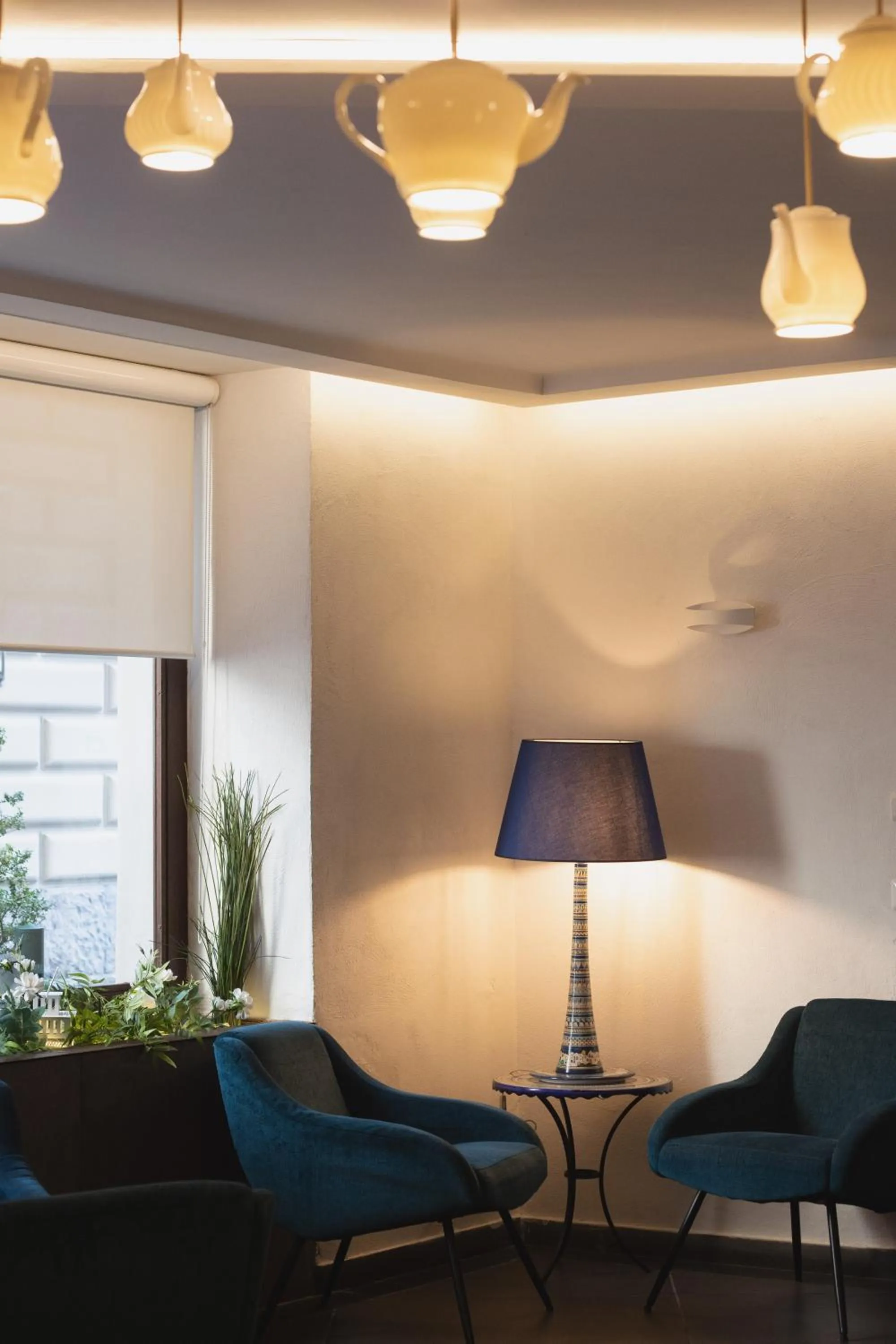 Communal lounge/ TV room in Airone Hotel