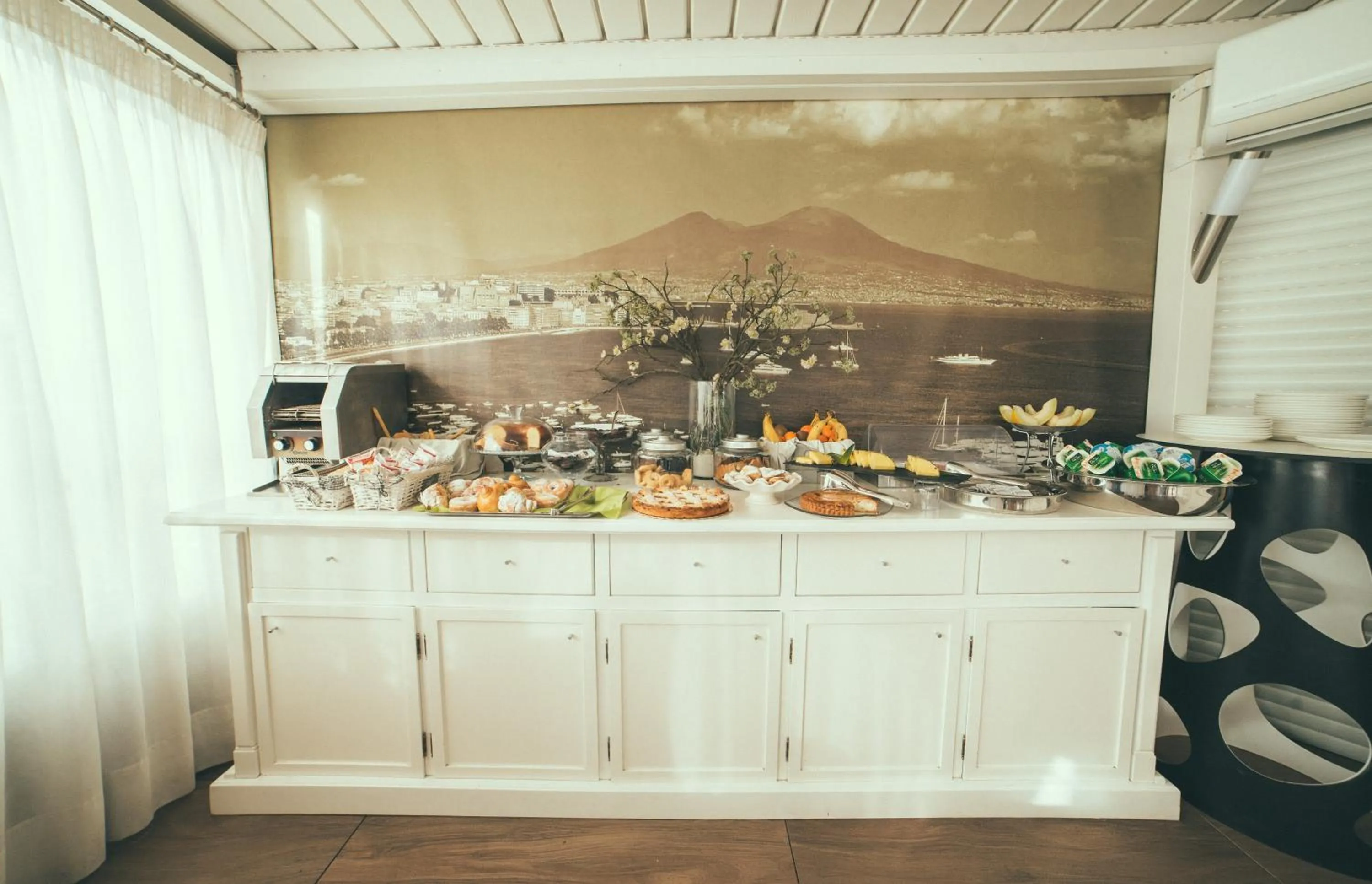 Buffet breakfast in Airone Hotel