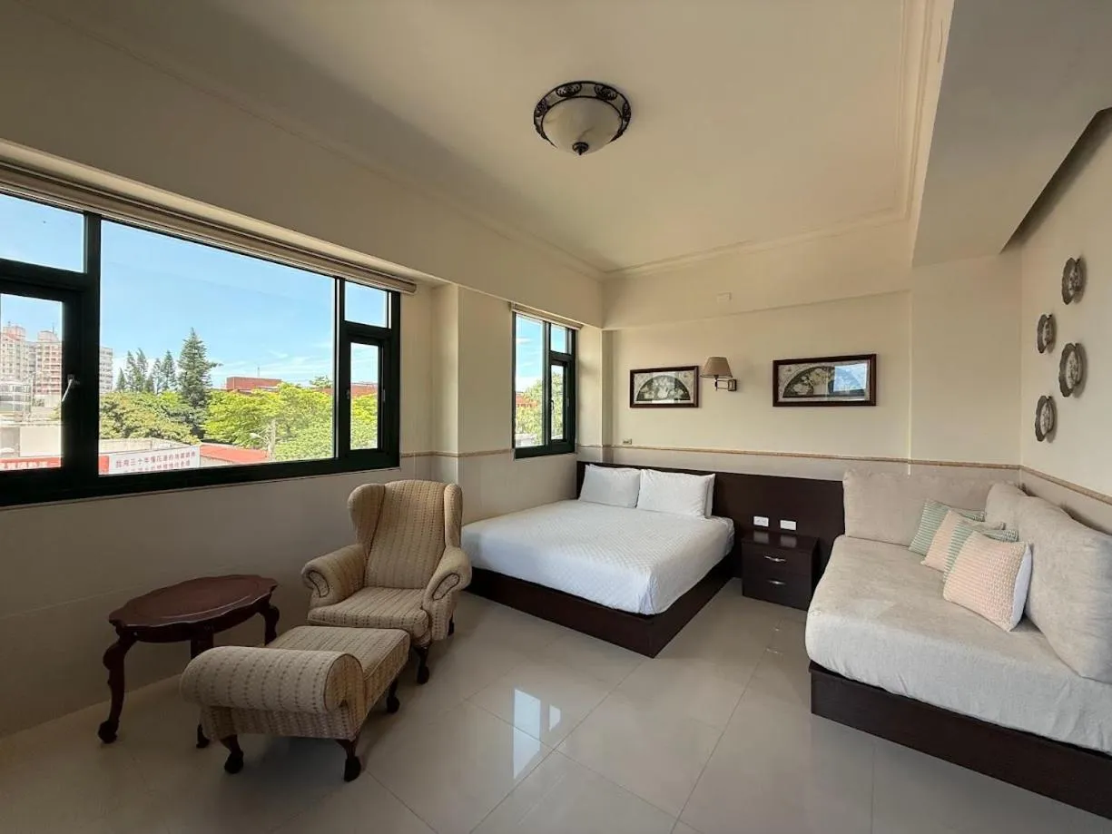 Bed in Ho Feng Private Hotel 電梯自助民宿