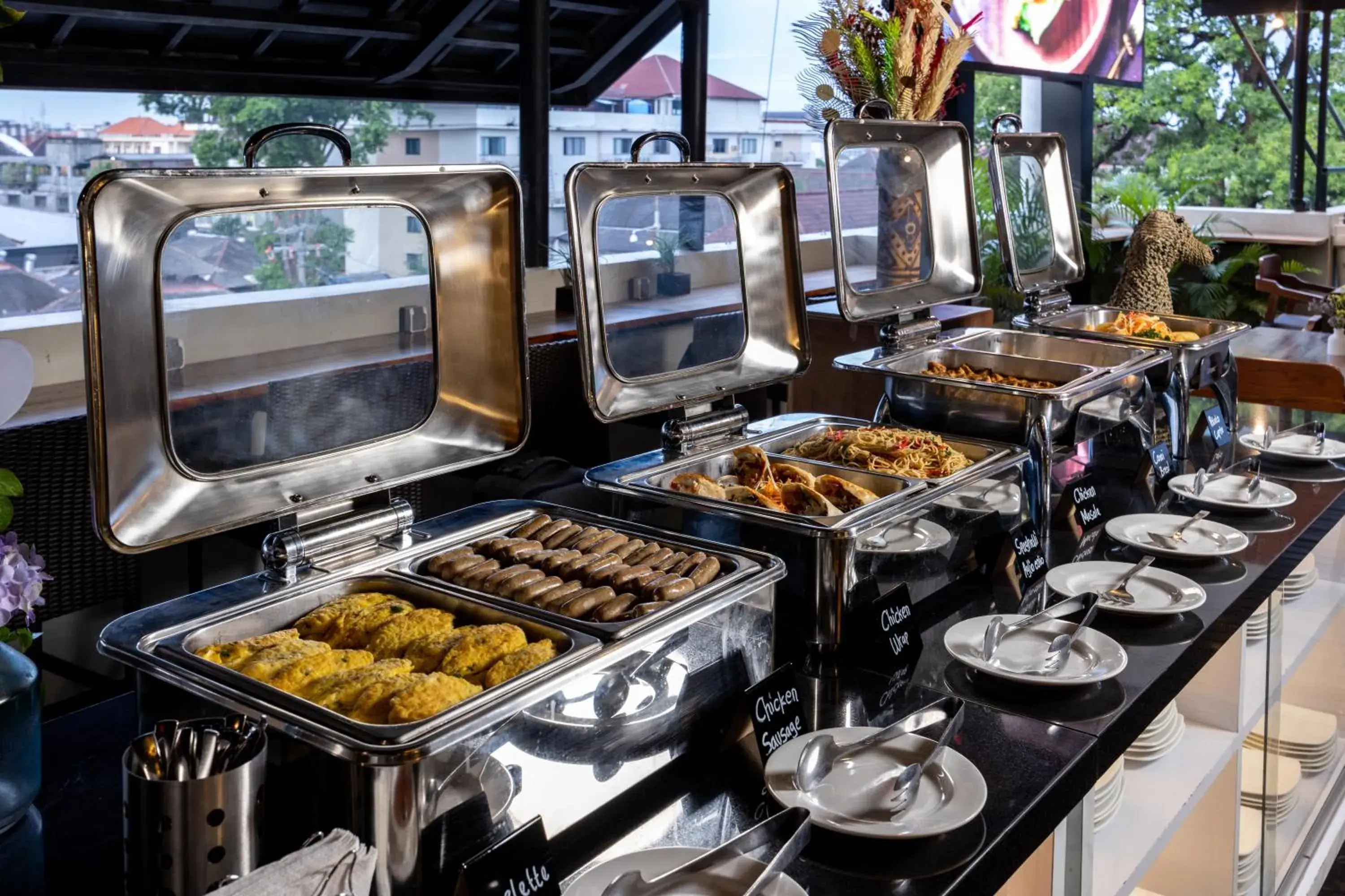 Restaurant/places to eat in J4 Hotels Legian Restaurant/places to eat in J4 Hotels Legian