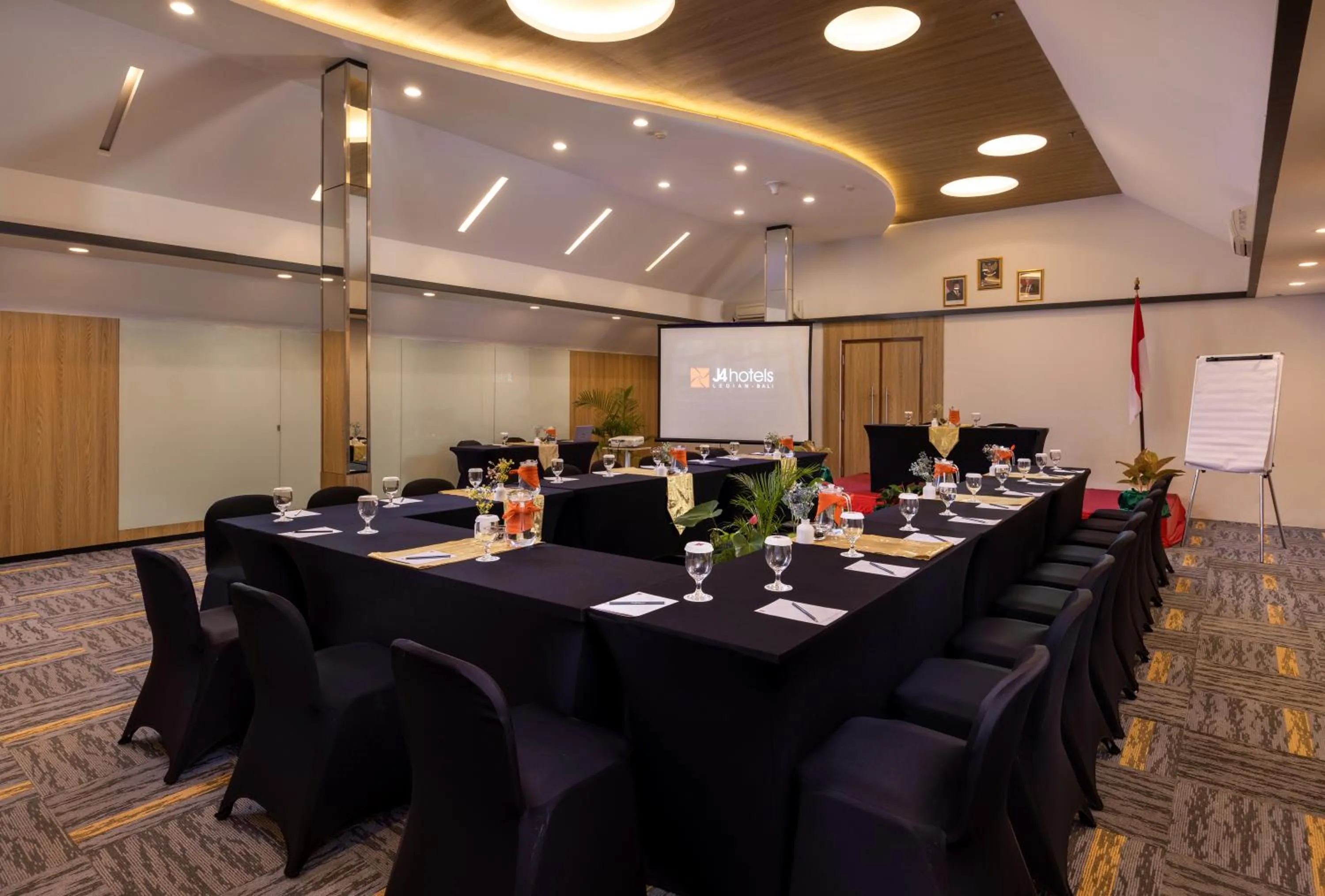 Meeting/conference room in J4 Hotels Legian