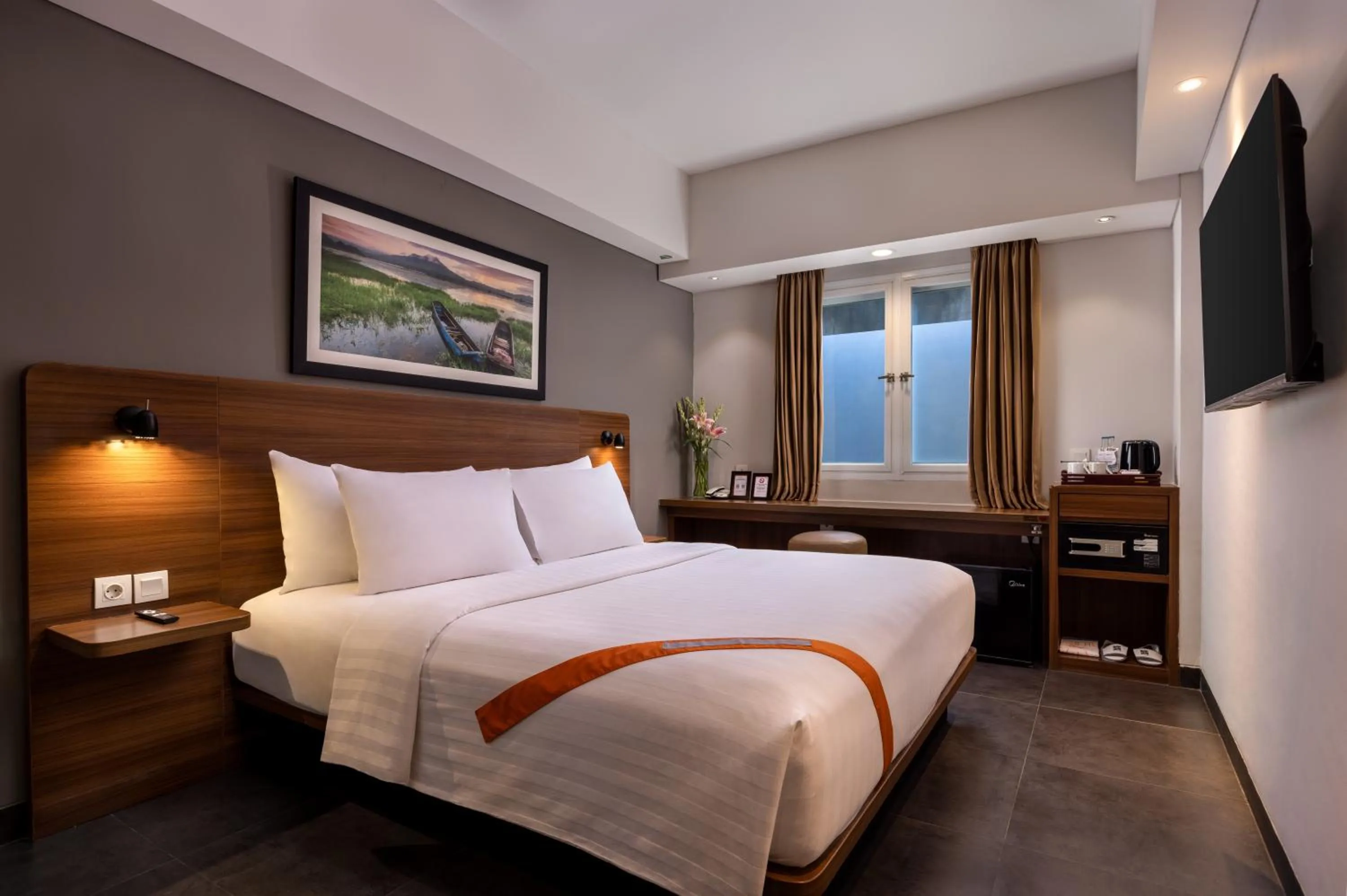 Bed in J4 Hotels Legian