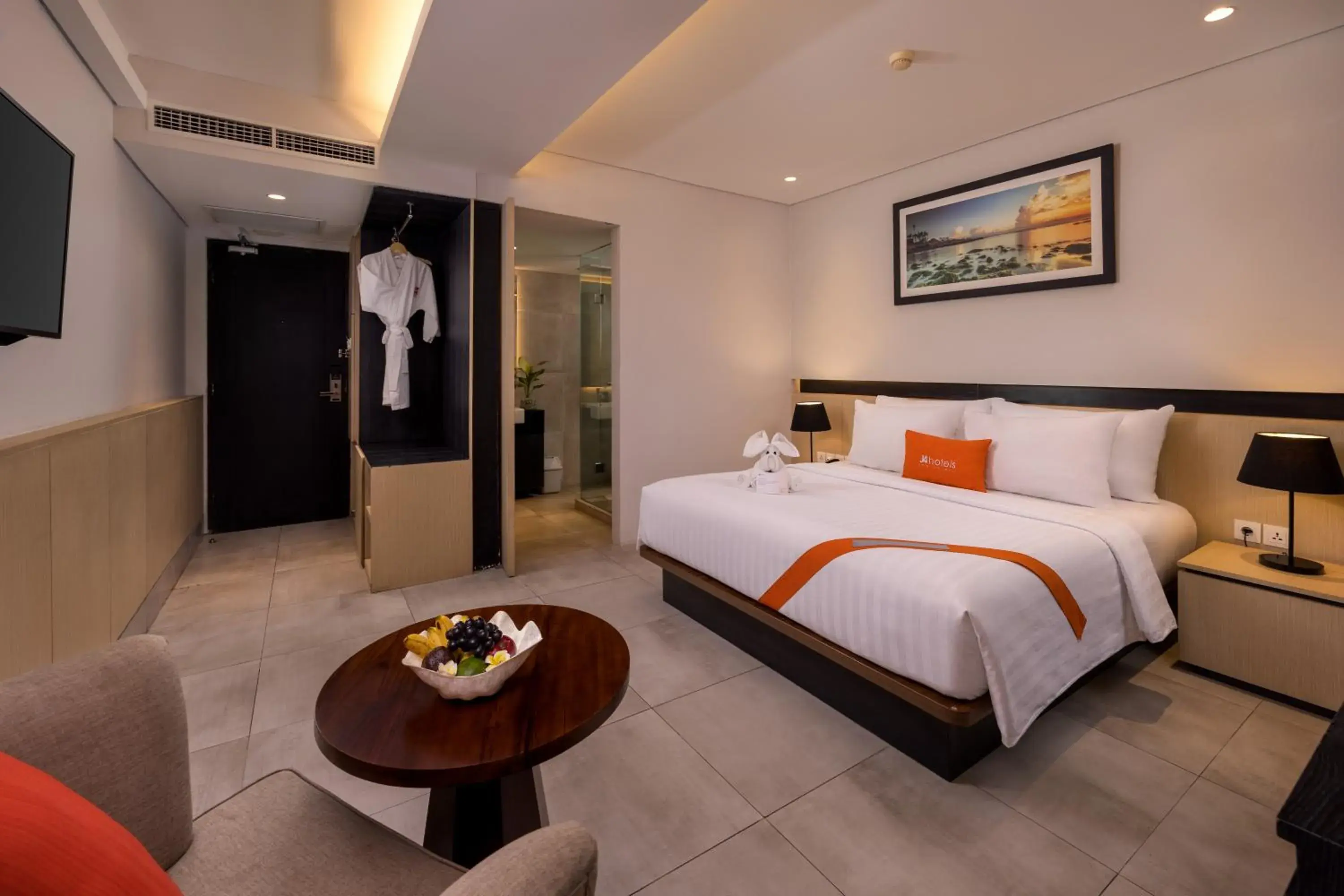 Bedroom, Bed in J4 Hotels Legian Bedroom, Bed in J4 Hotels Legian