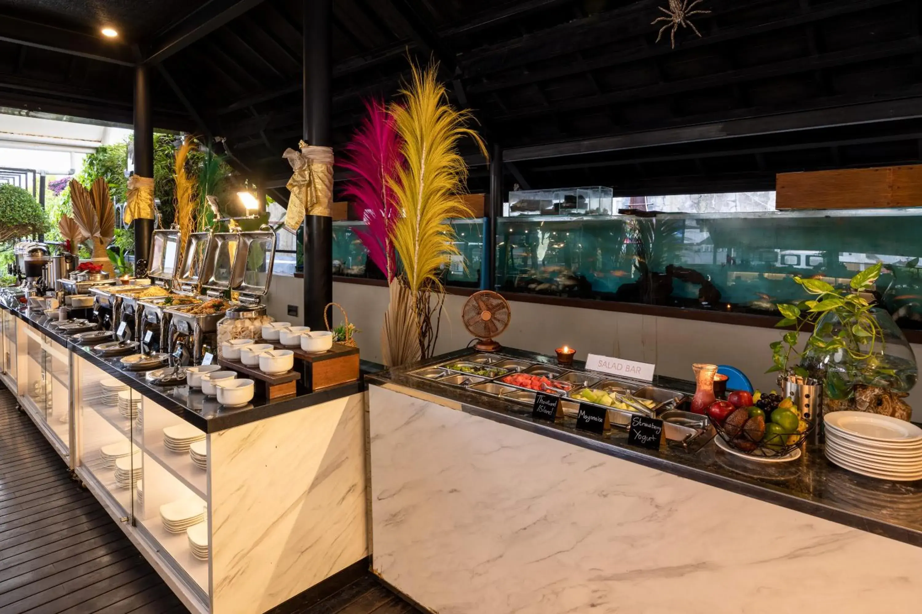 Restaurant/places to eat in J4 Hotels Legian Restaurant/places to eat in J4 Hotels Legian