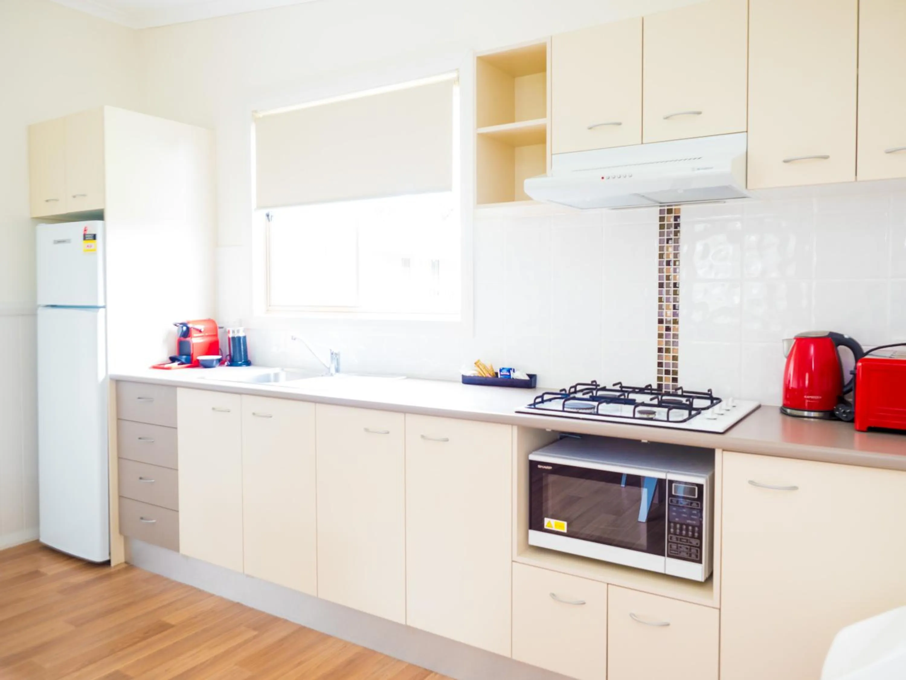 Kitchen or kitchenette in Ingenia Holidays Bonny Hills