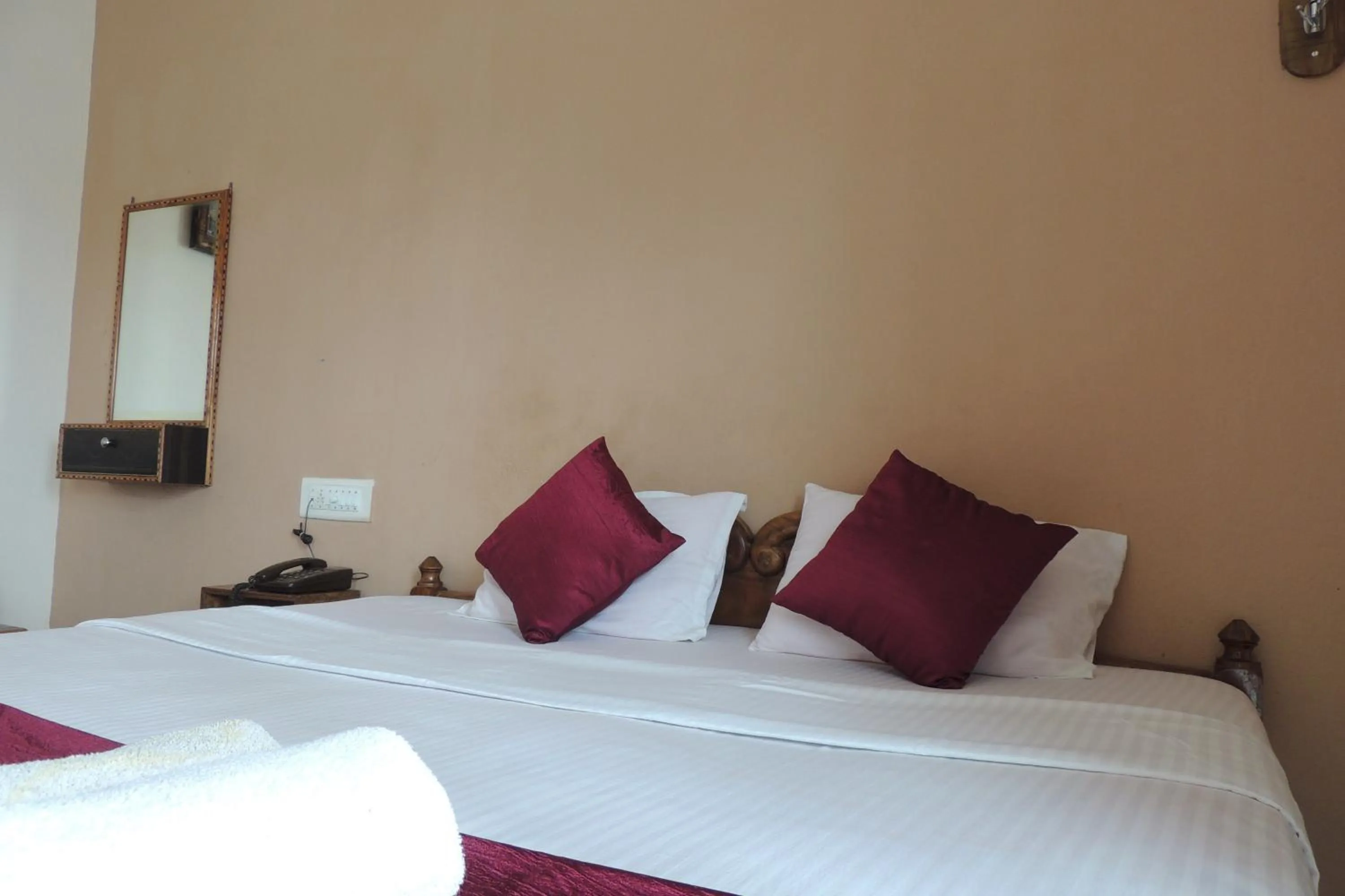 bunk bed, Bed in Surya Inn